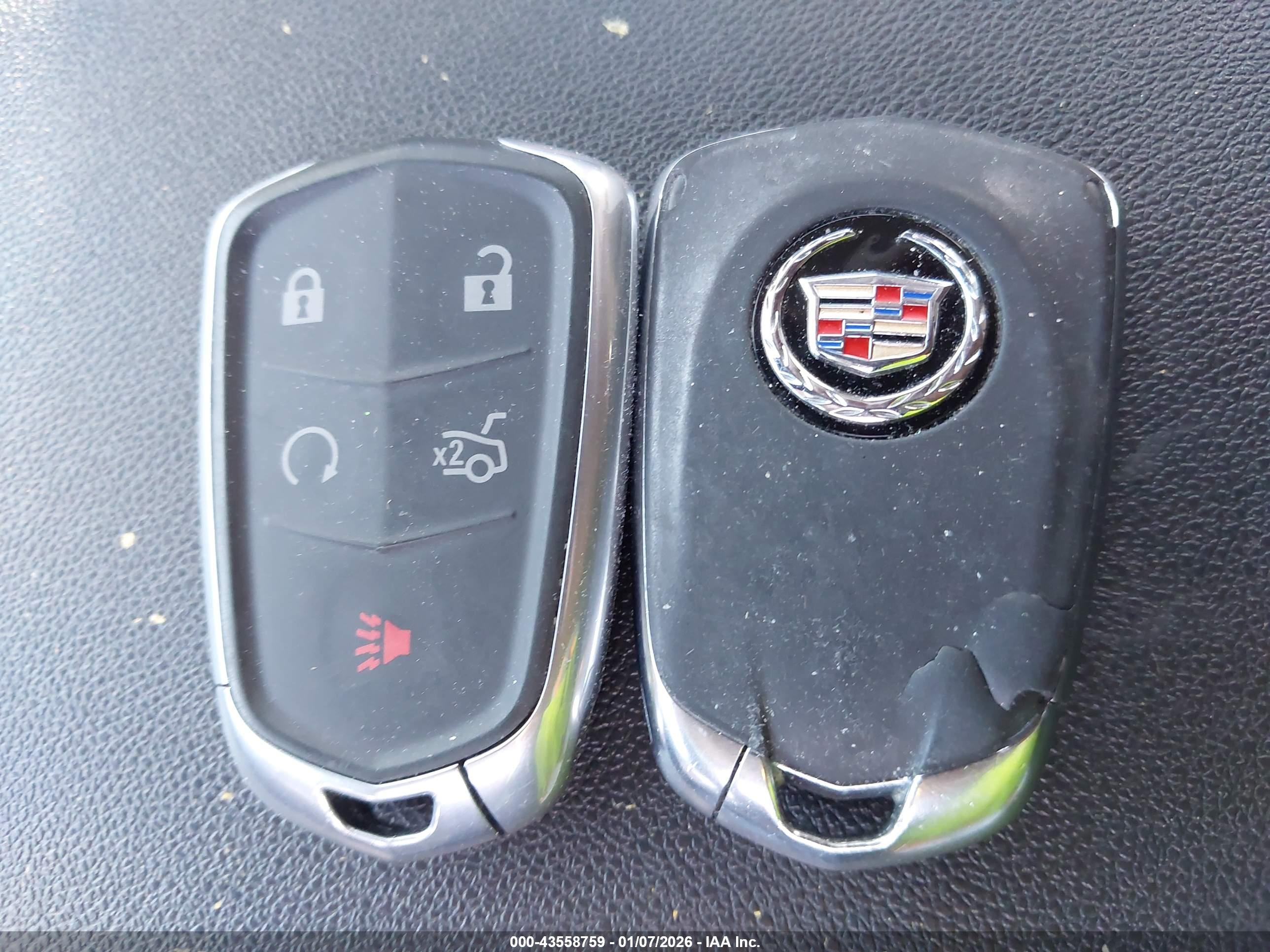 CADILLAC CTS image 11