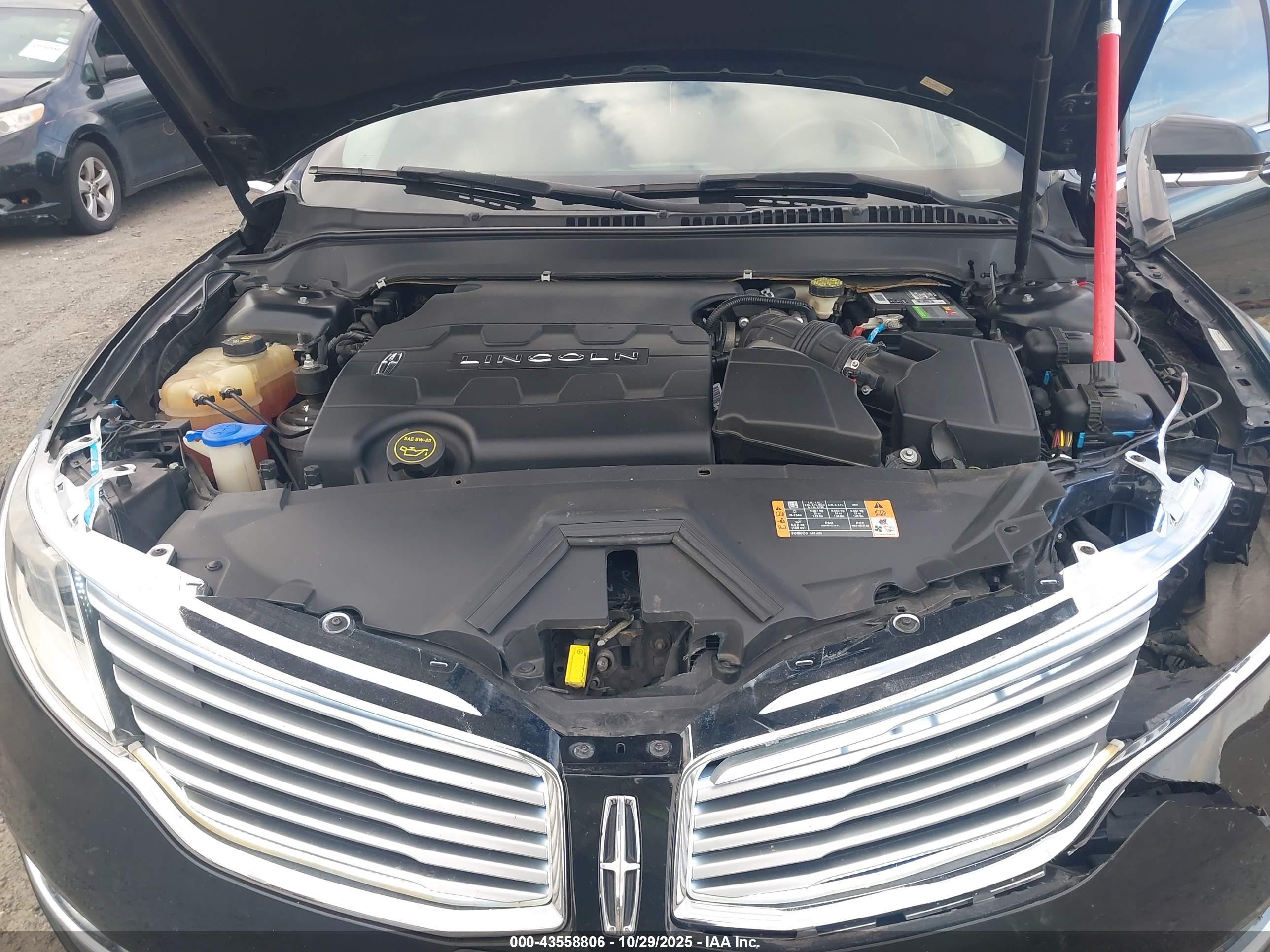 LINCOLN MKZ image 10