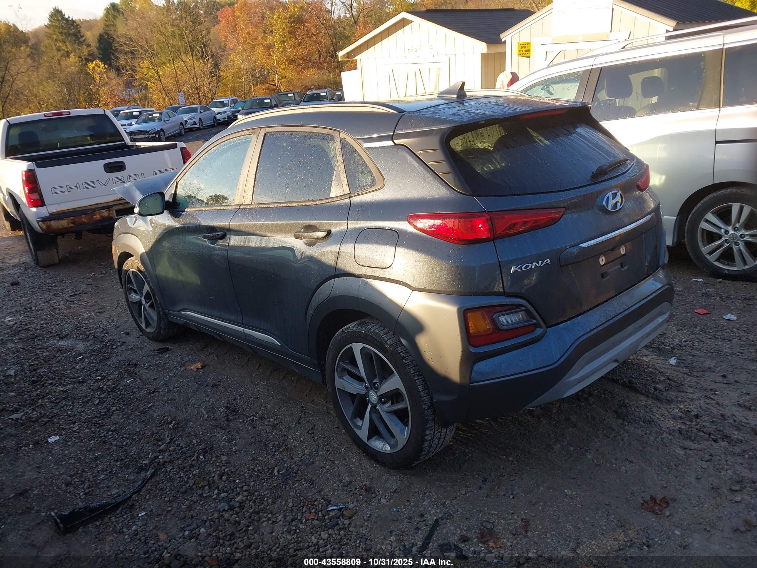 HYUNDAI KONA image 3