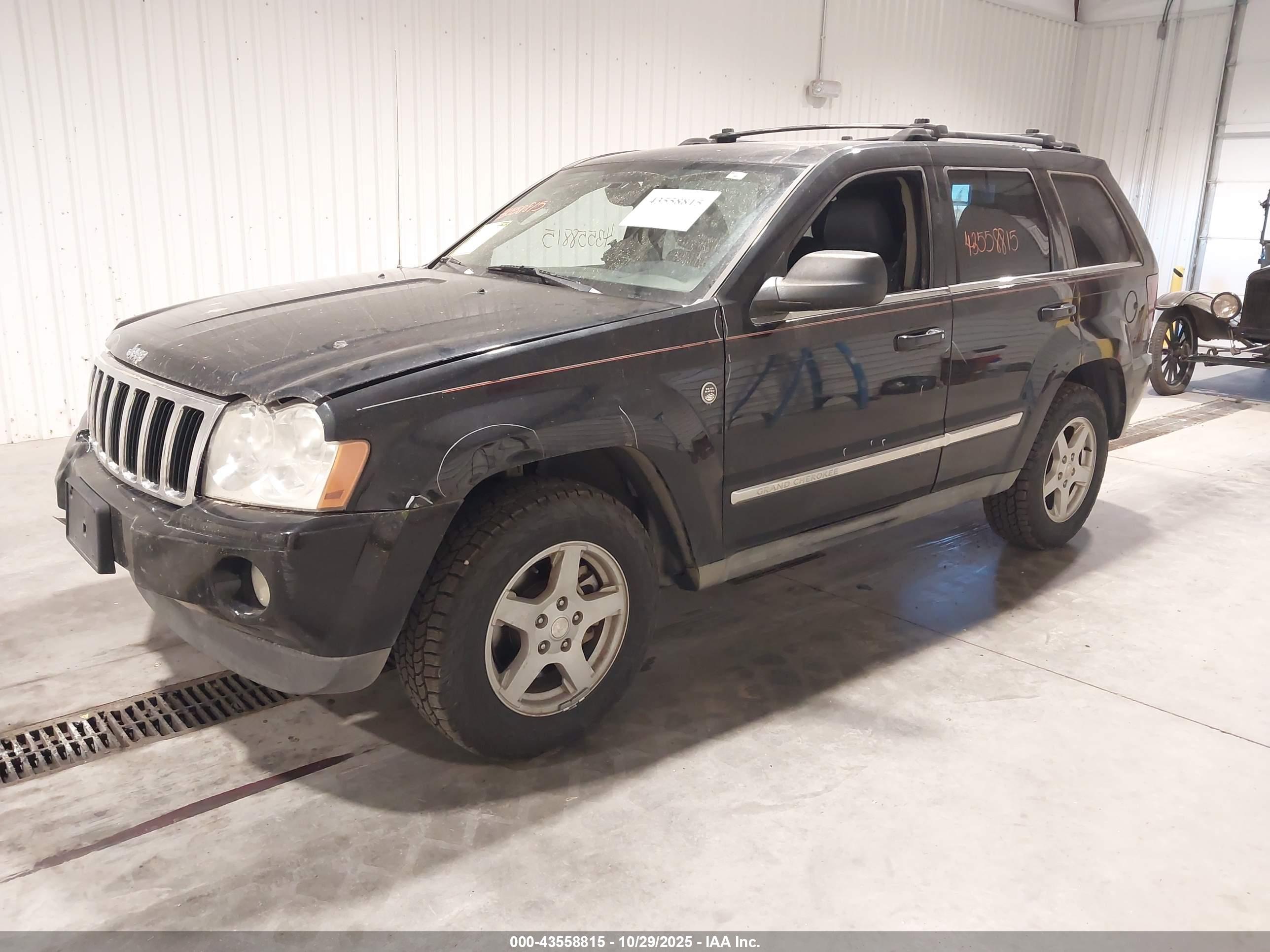 JEEP GRAND image 2