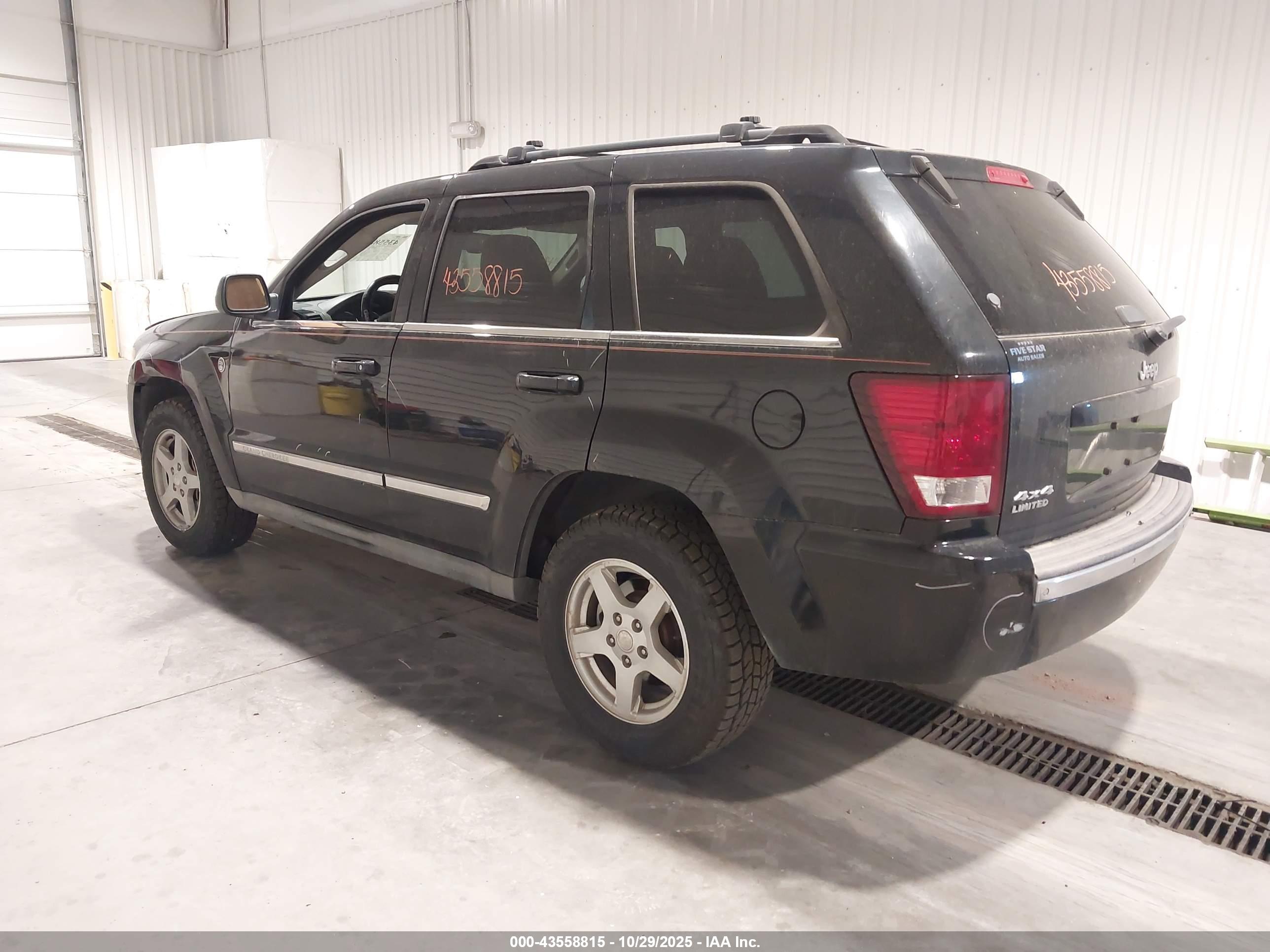 JEEP GRAND image 3