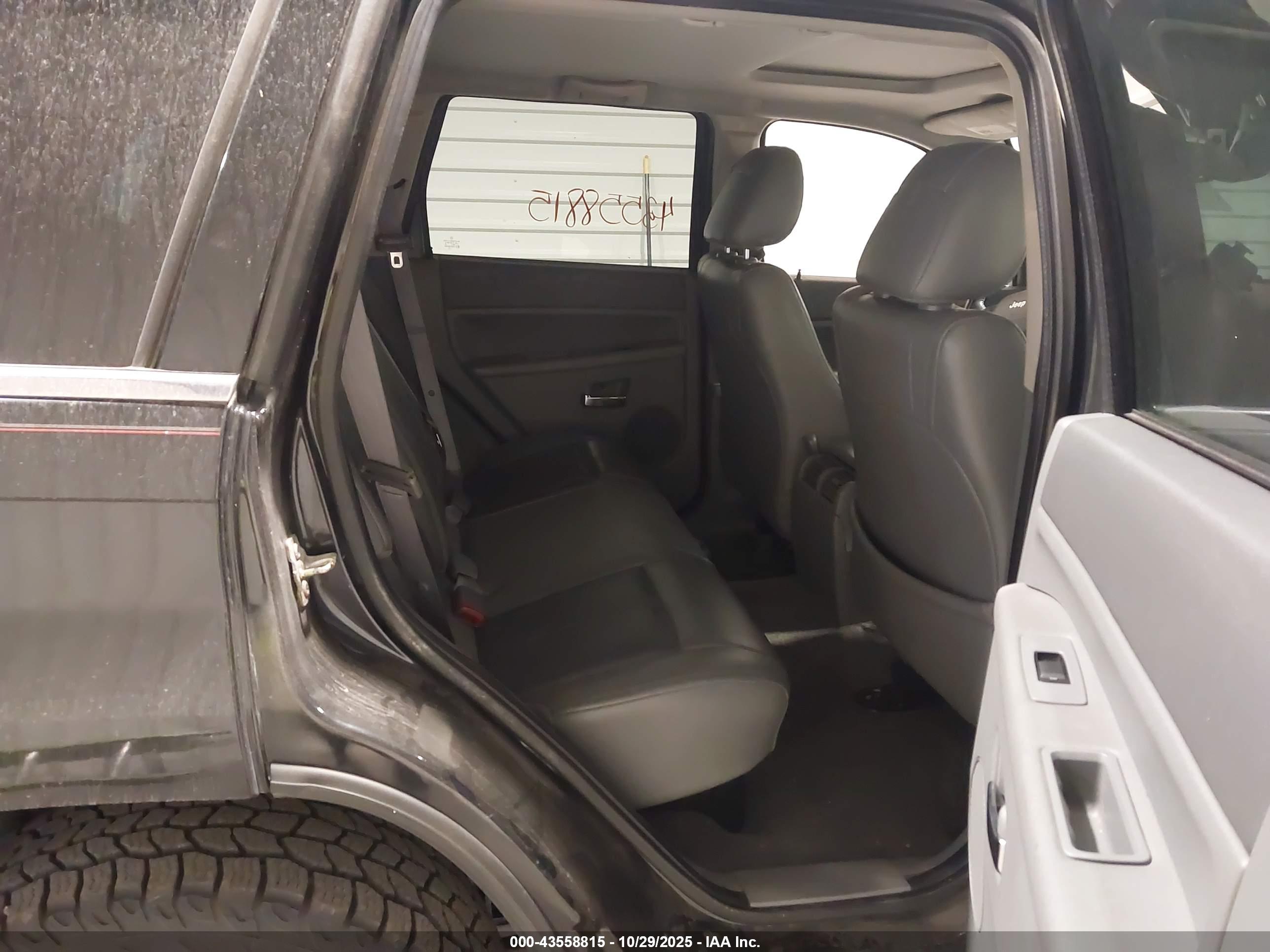 JEEP GRAND image 8