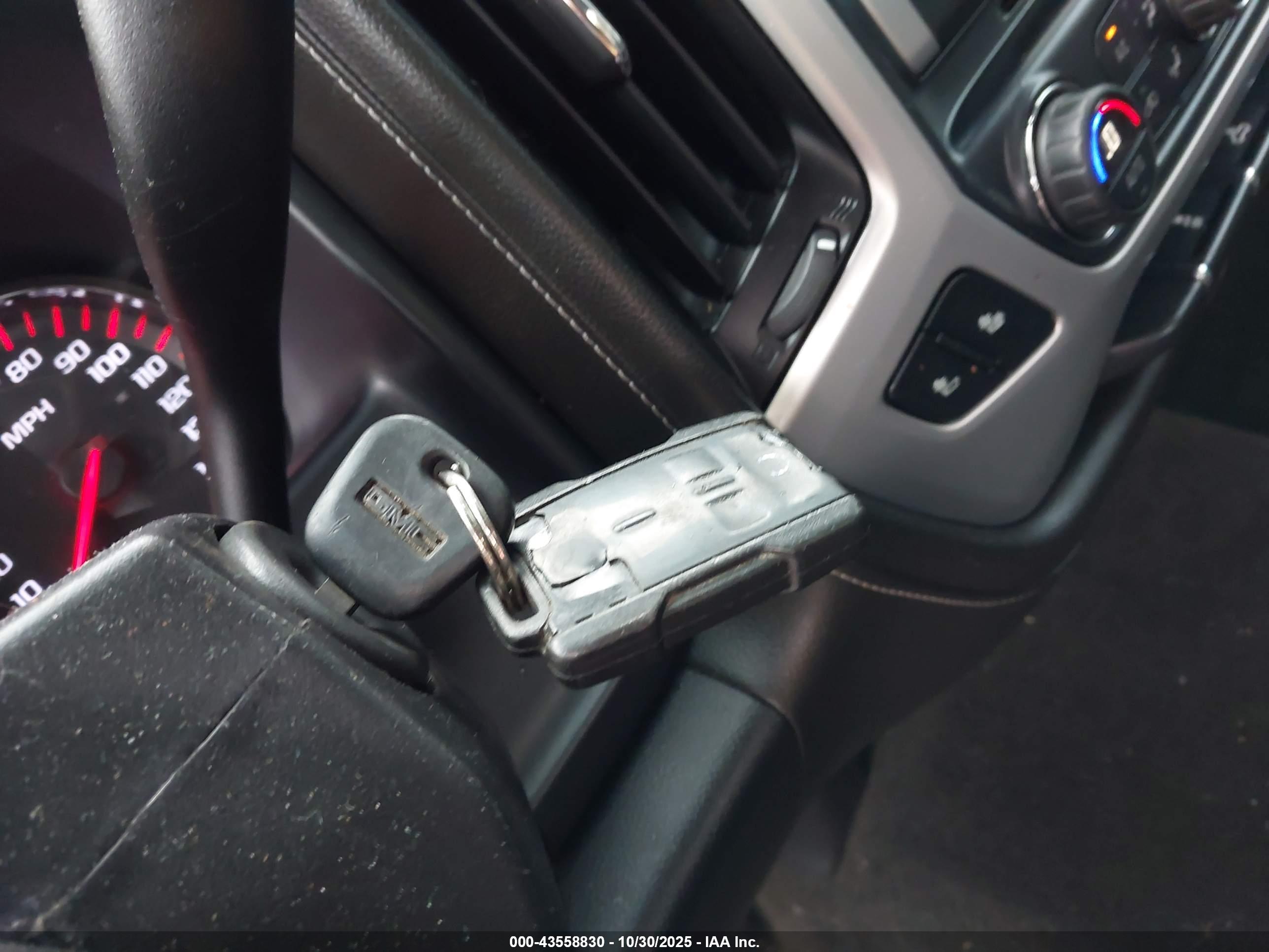 GMC SIERRA image 11