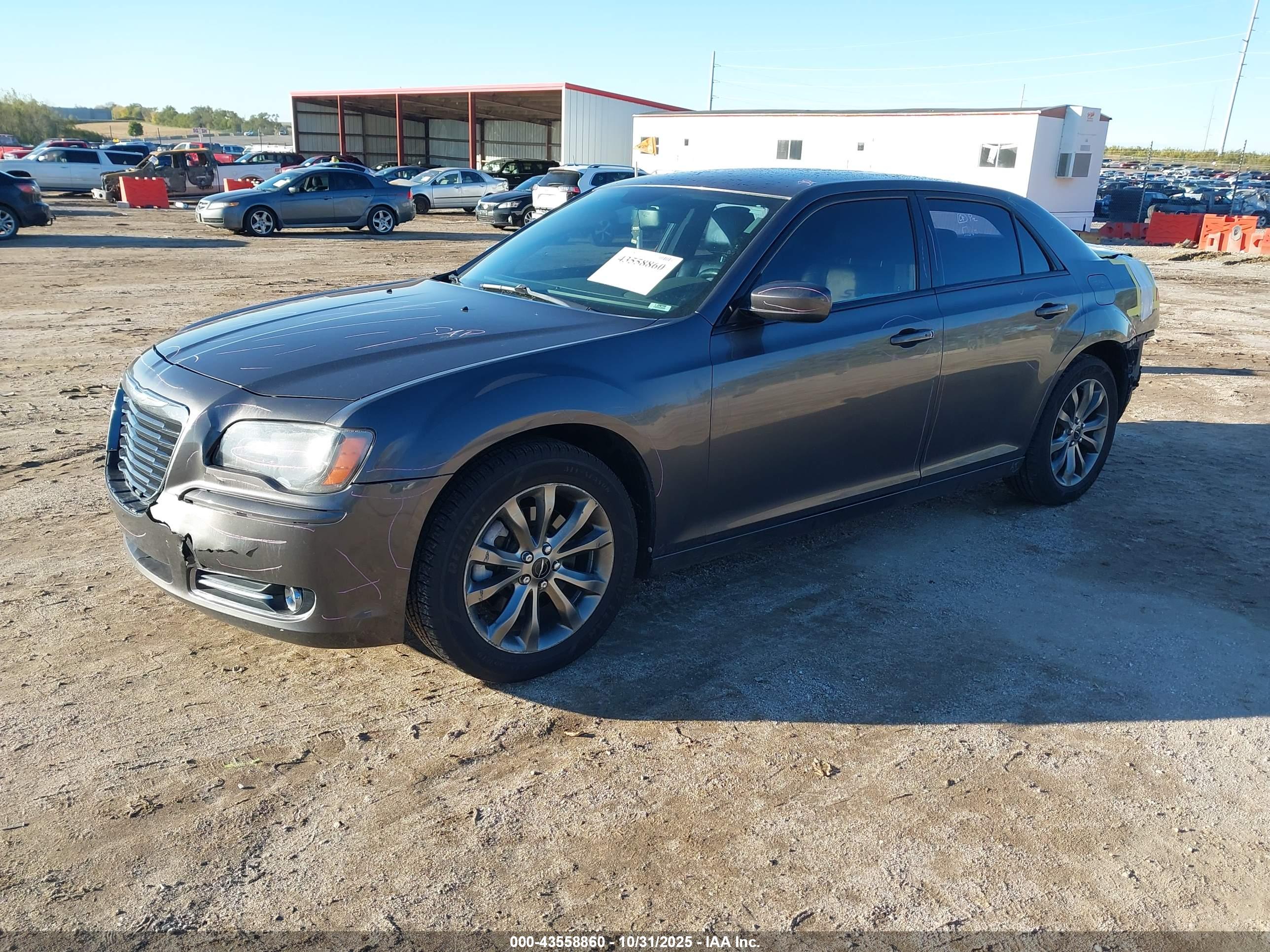 CHRYSLER 300 image 2
