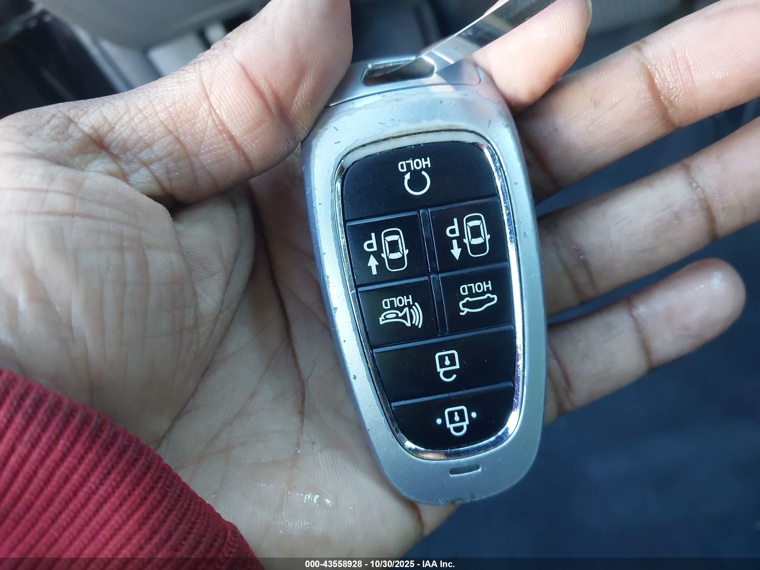 HYUNDAI SONATA image 11
