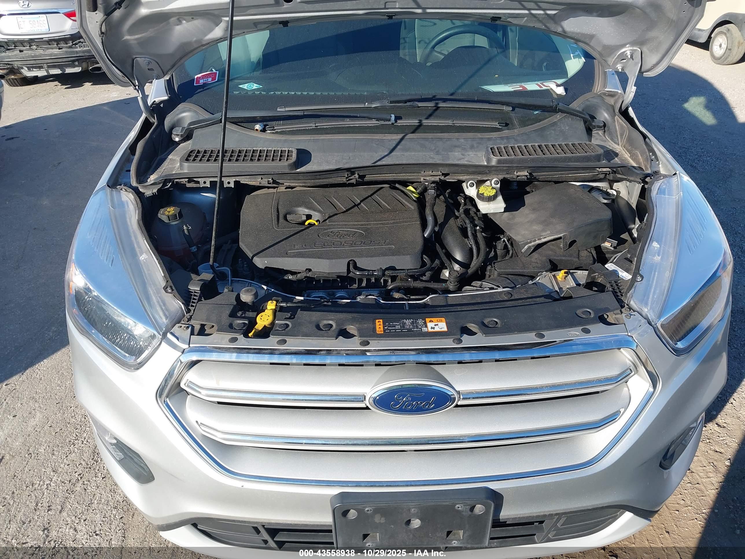 FORD ESCAPE image 10