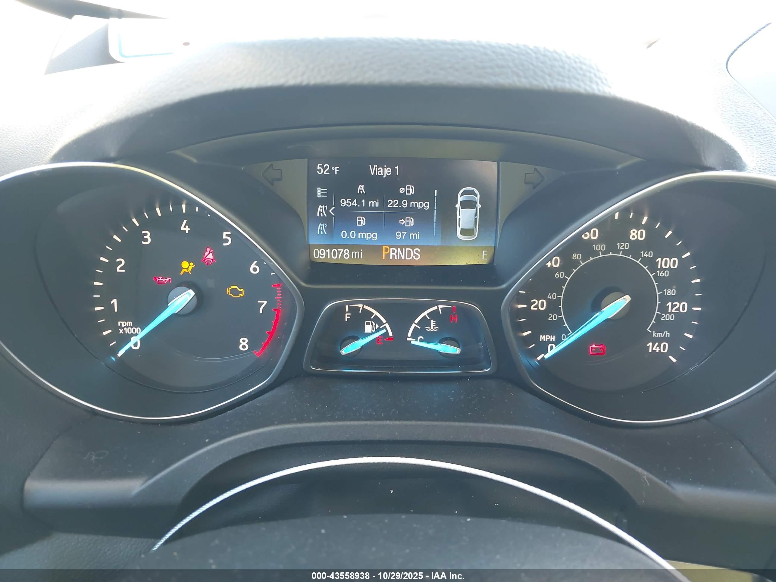 FORD ESCAPE image 7