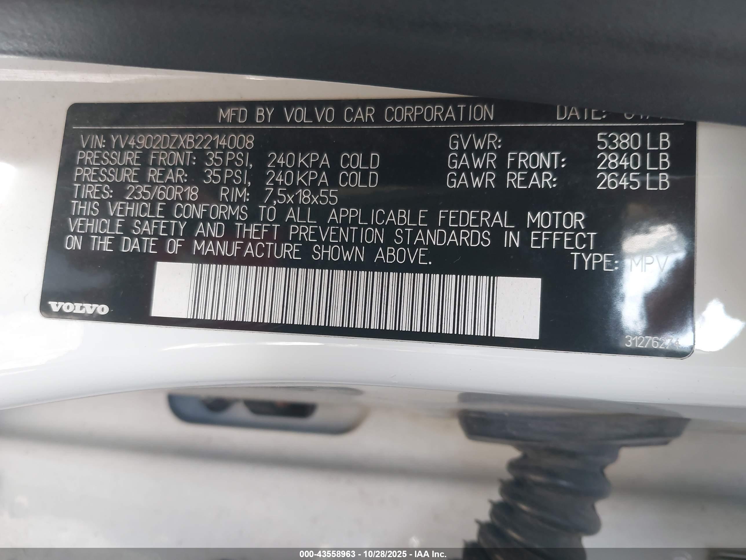 VOLVO XC60 image 9