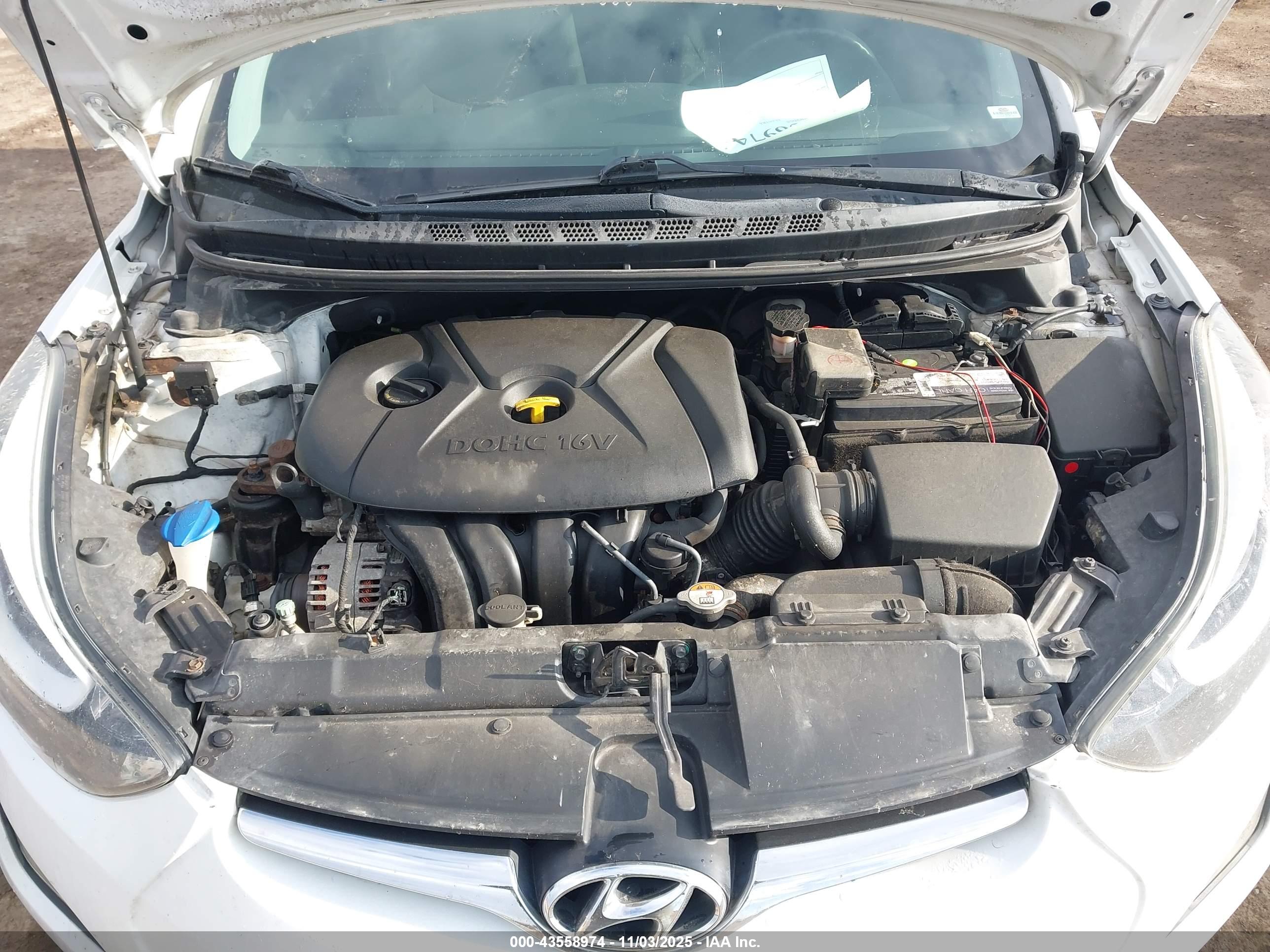 HYUNDAI ELANTRA image 10