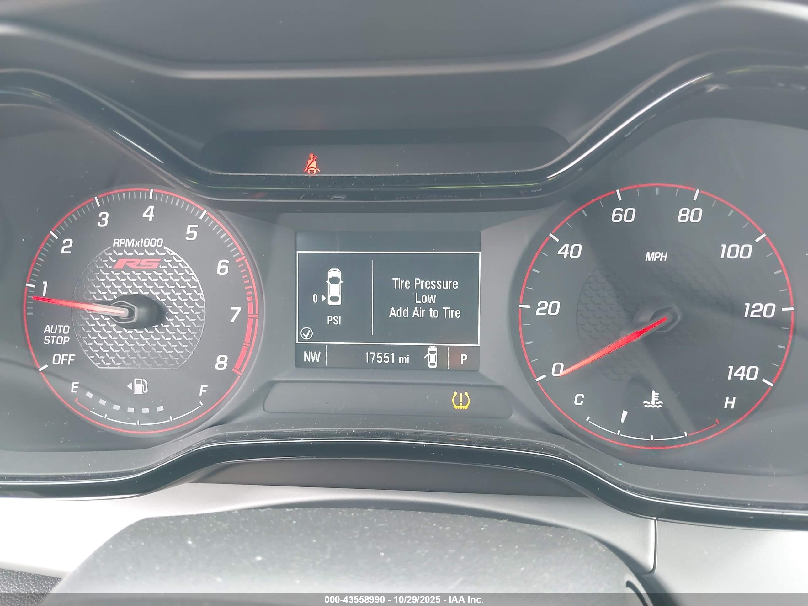 CHEVROLET TRAX image 7