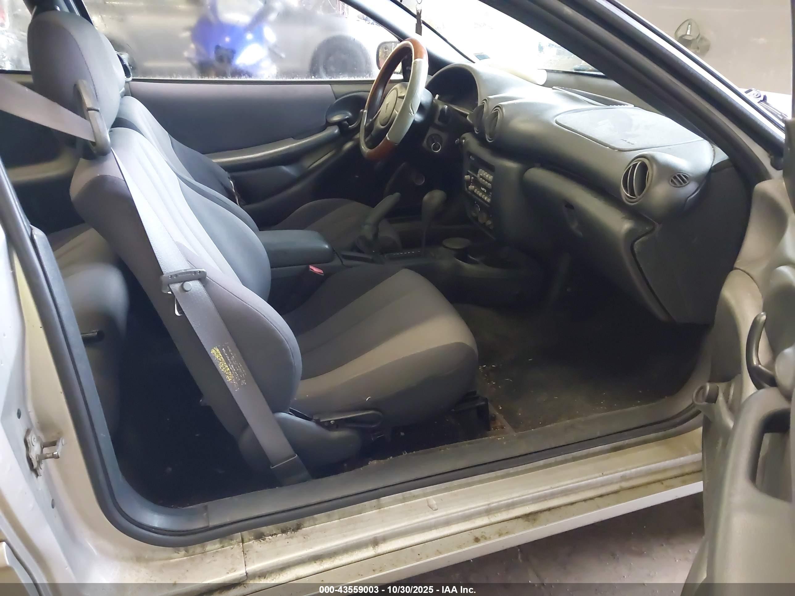 PONTIAC SUNFIRE image 5