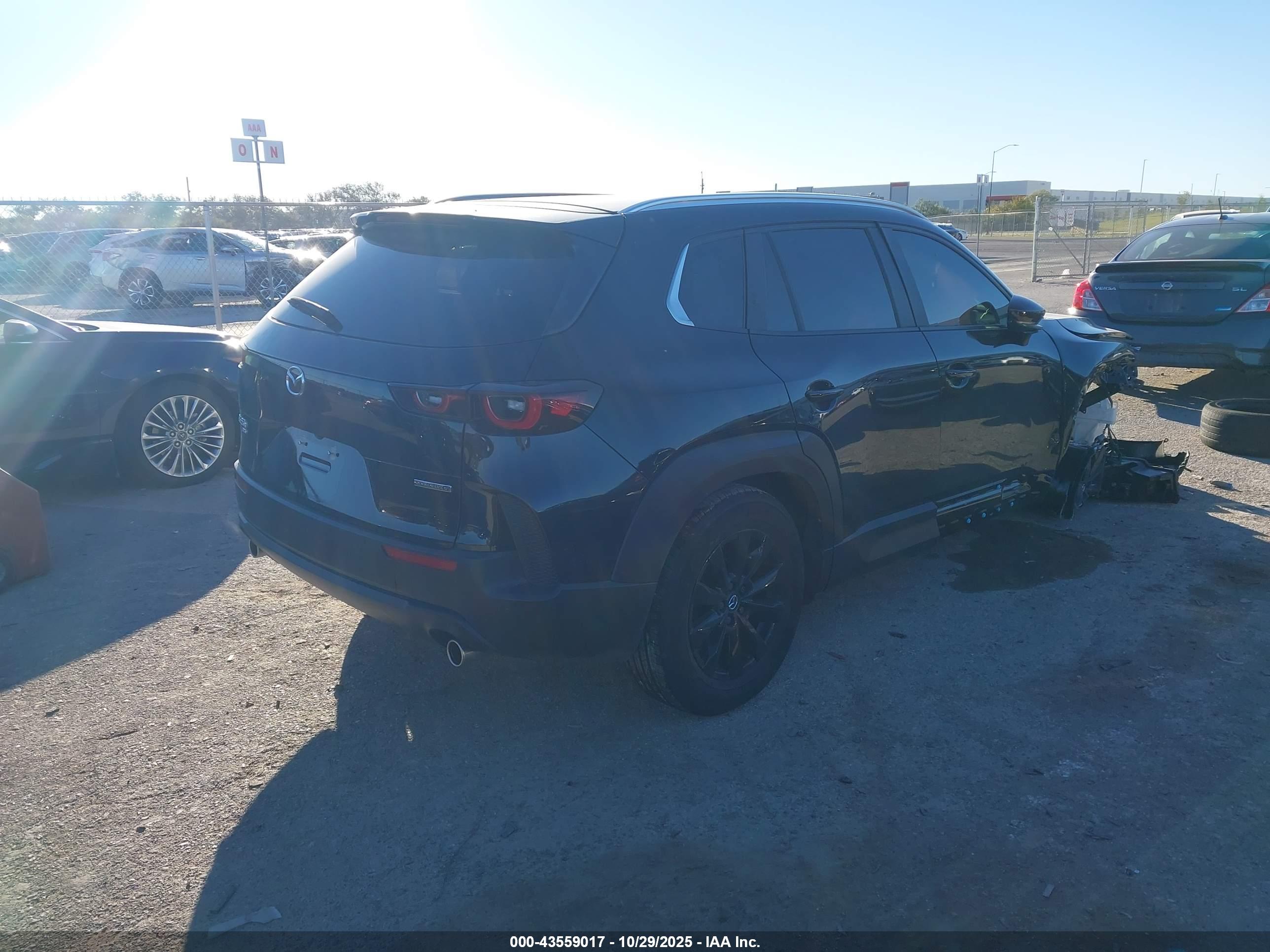 MAZDA CX-50 image 4