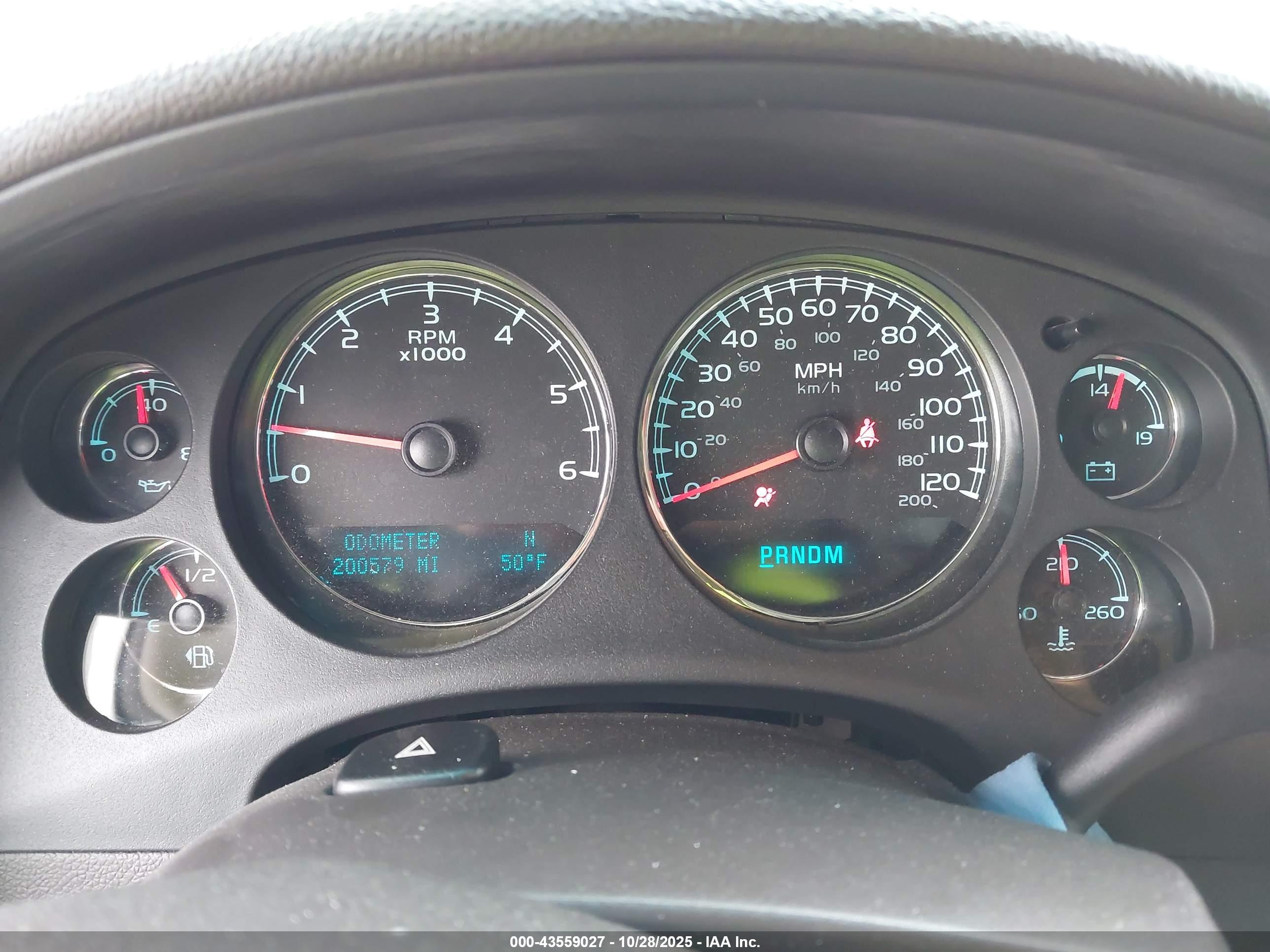 GMC YUKON image 7
