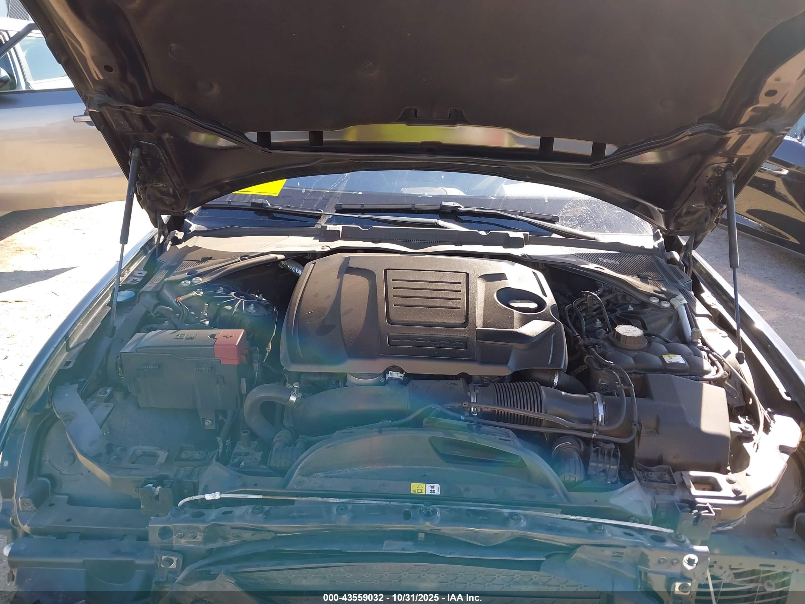 JAGUAR XE image 10