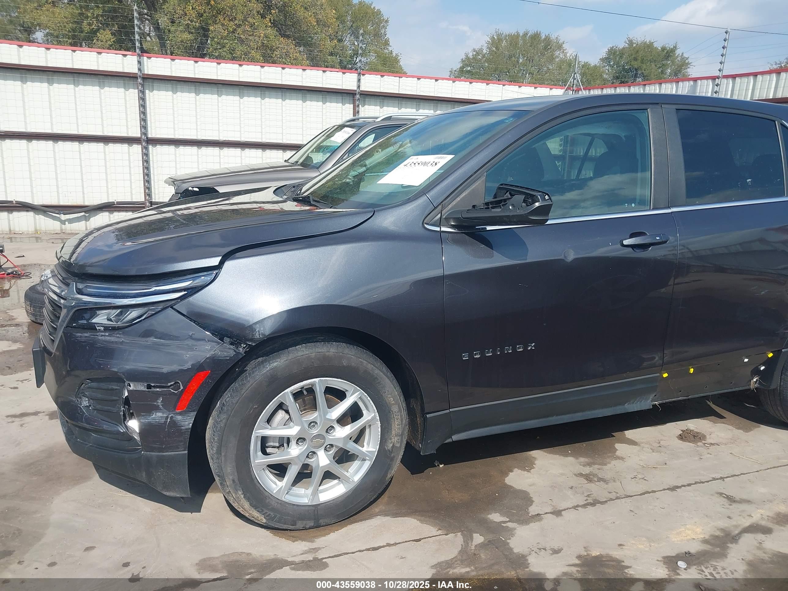 CHEVROLET EQUINOX image 6