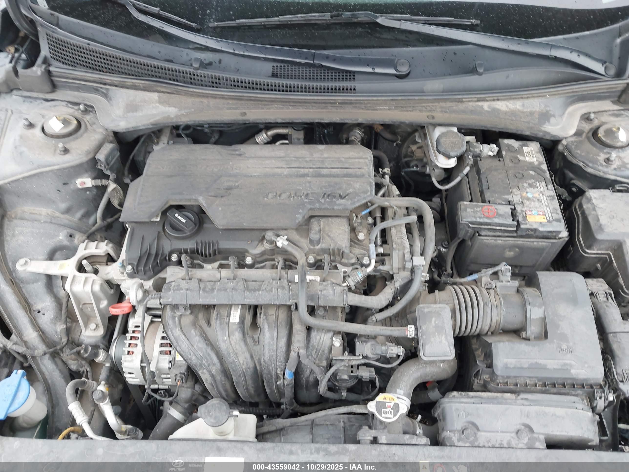 HYUNDAI ELANTRA image 10