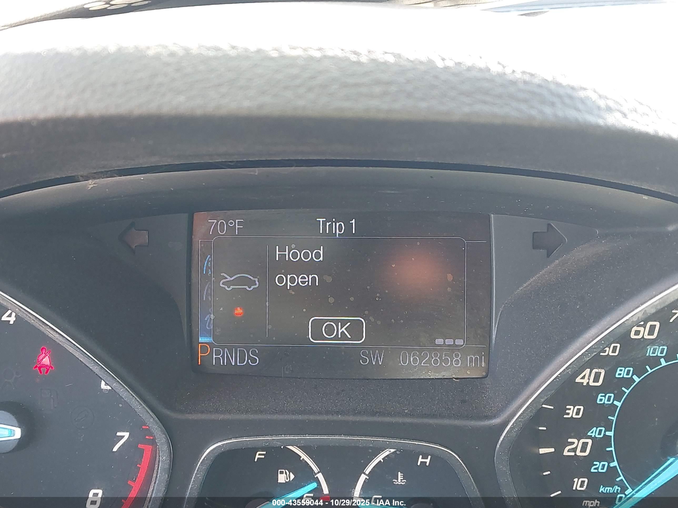 FORD ESCAPE image 7