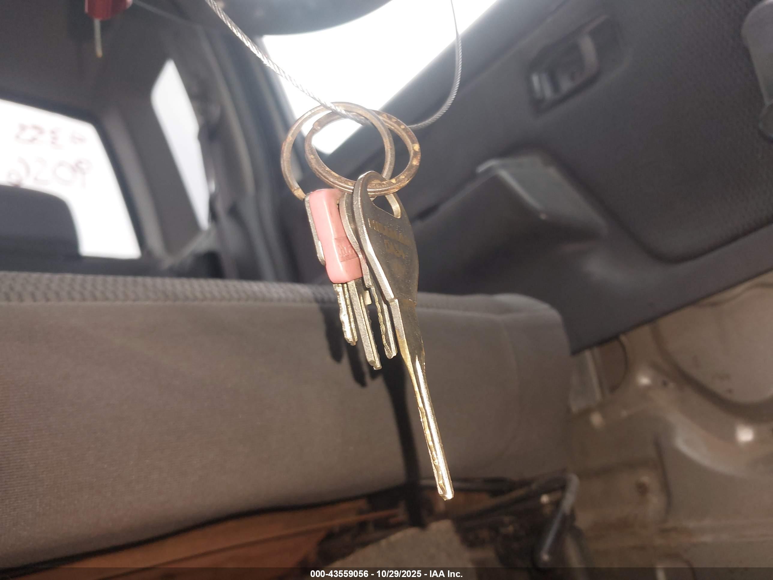 NISSAN FRONTIER image 11