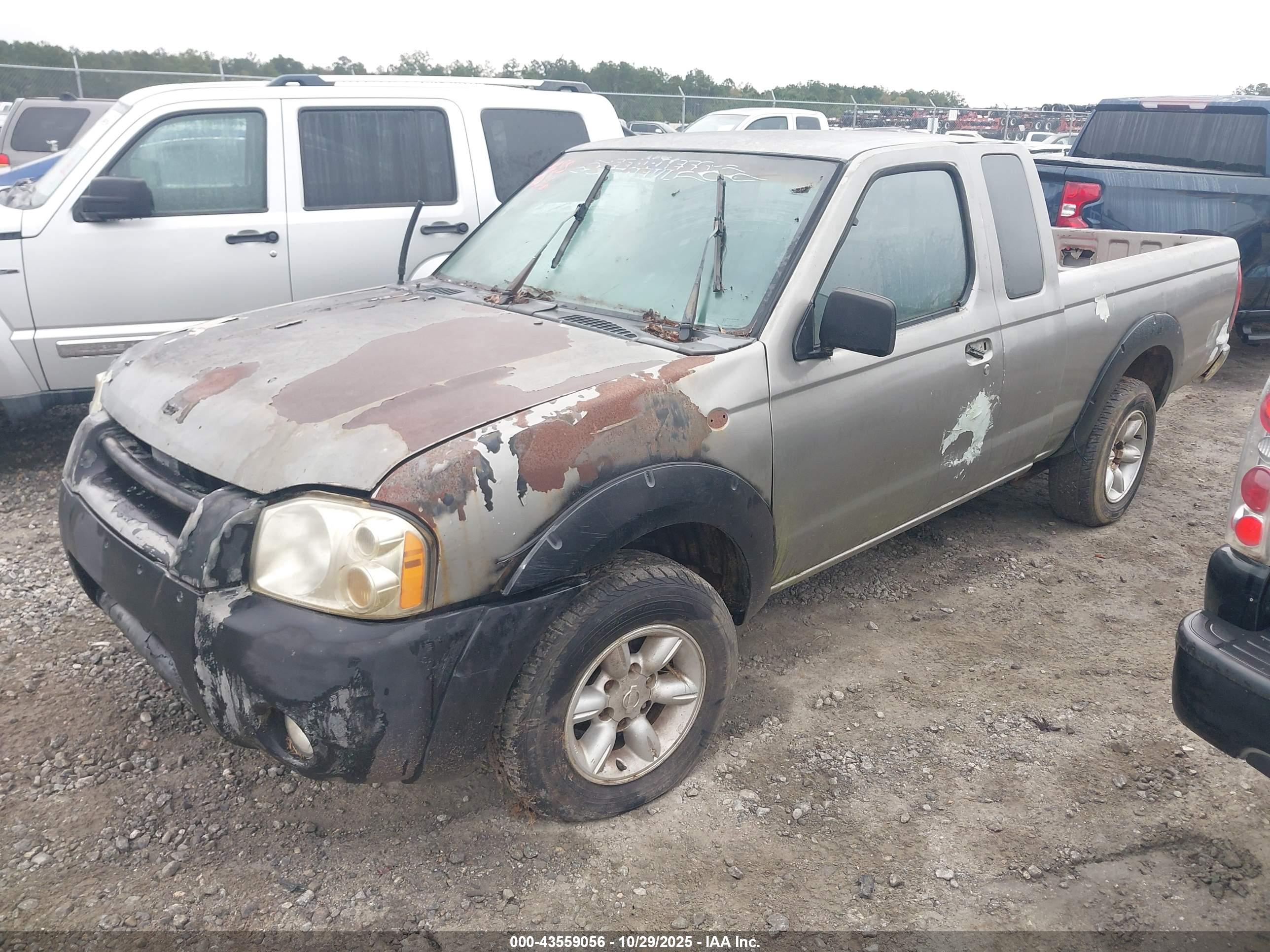 NISSAN FRONTIER image 2