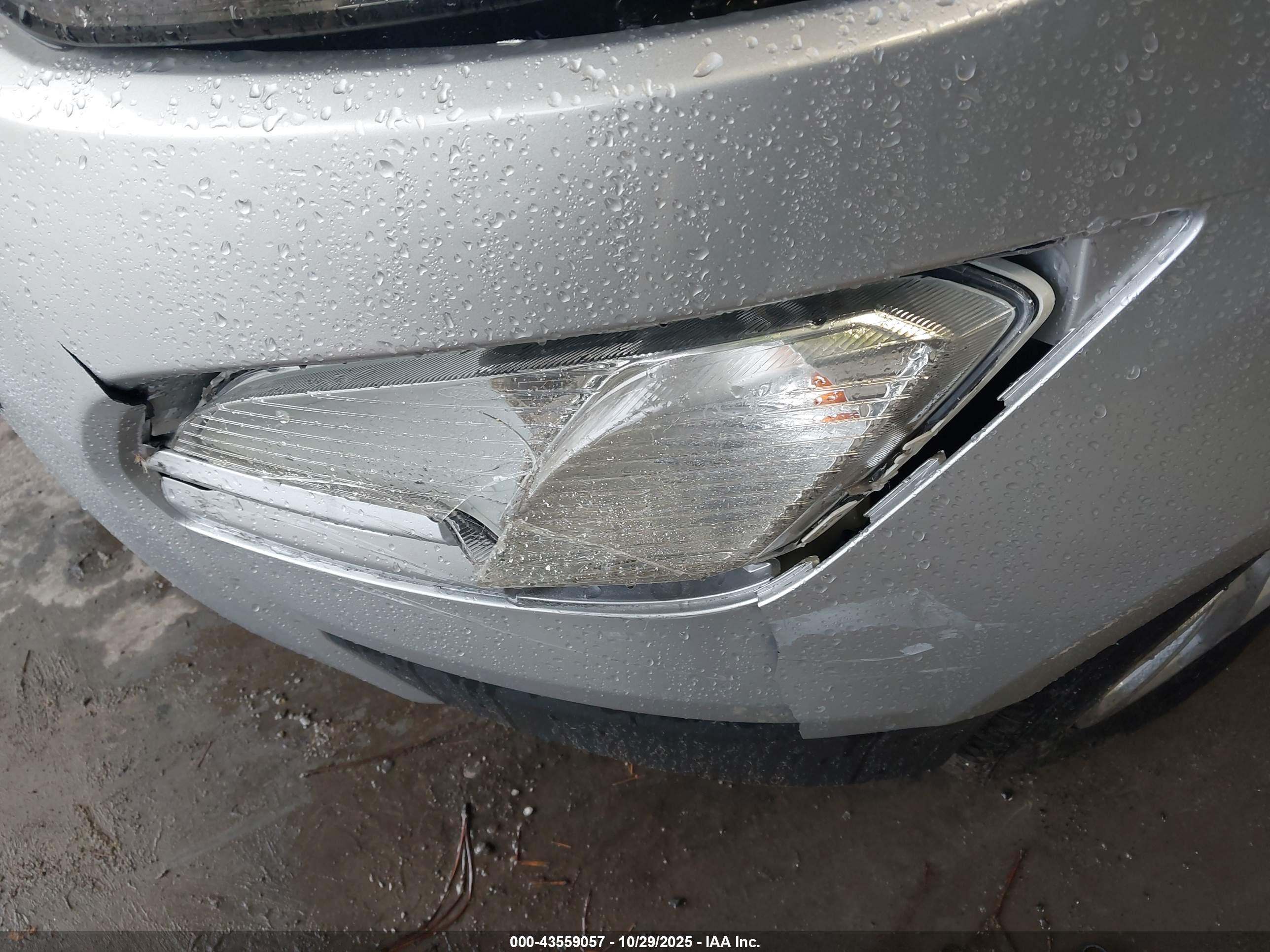 FORD ECOSPORT image 6