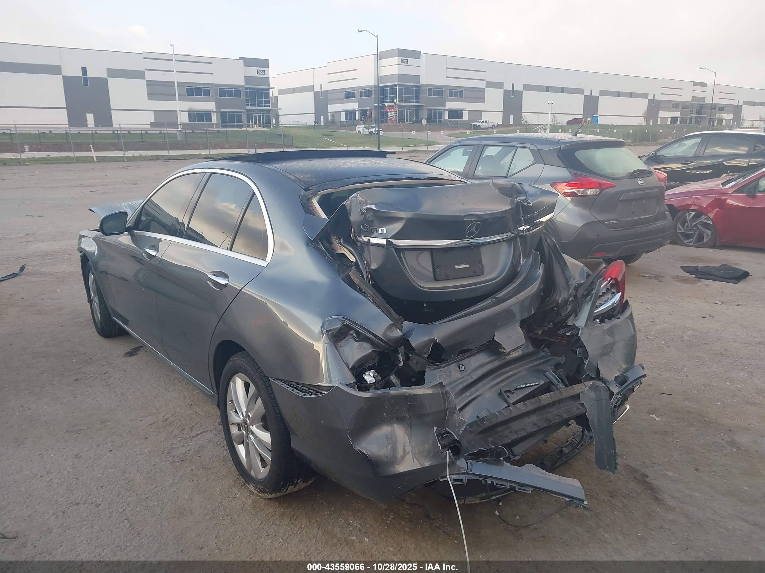 MERCEDES-BENZ C image 3