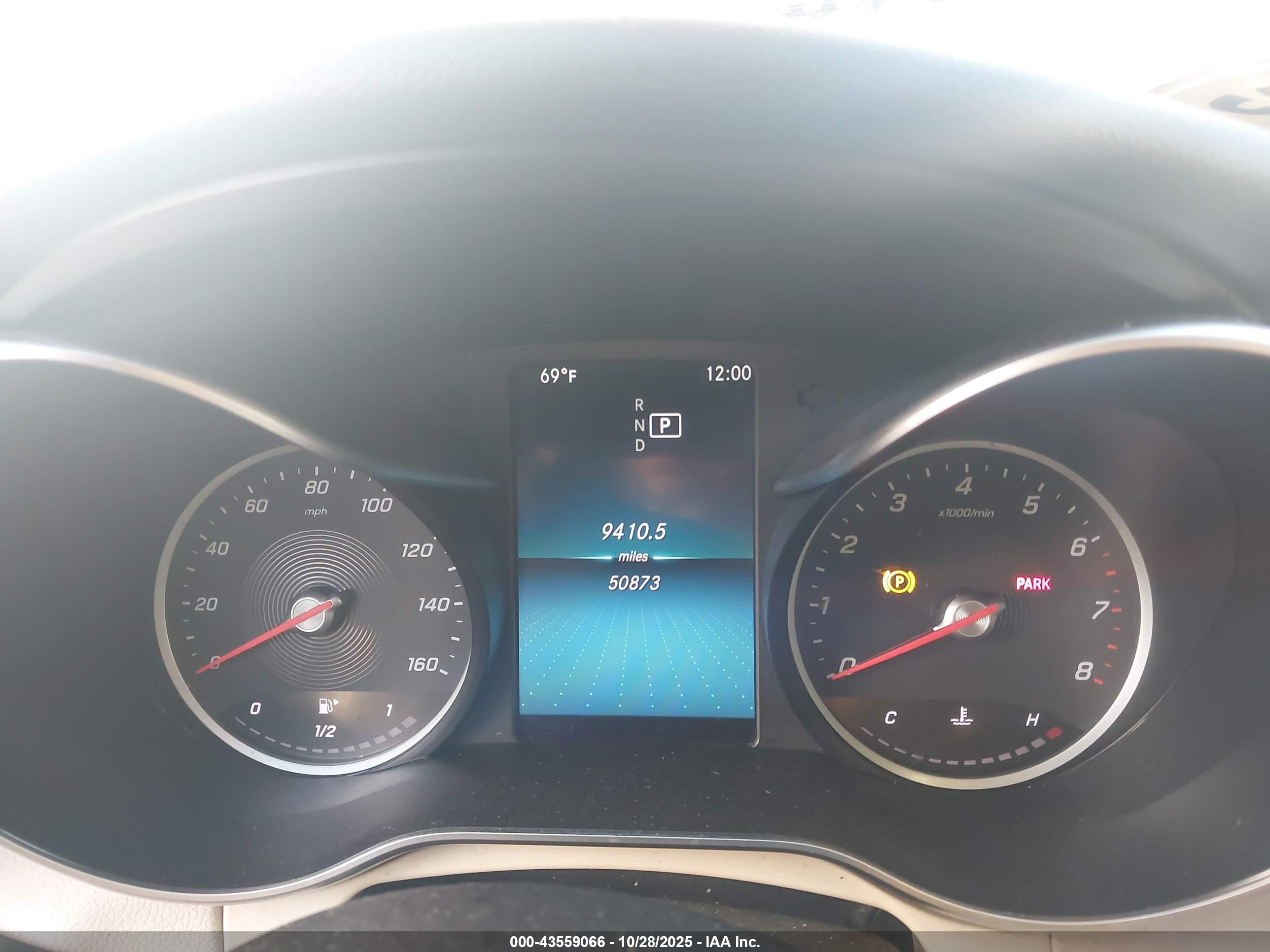 MERCEDES-BENZ C image 7