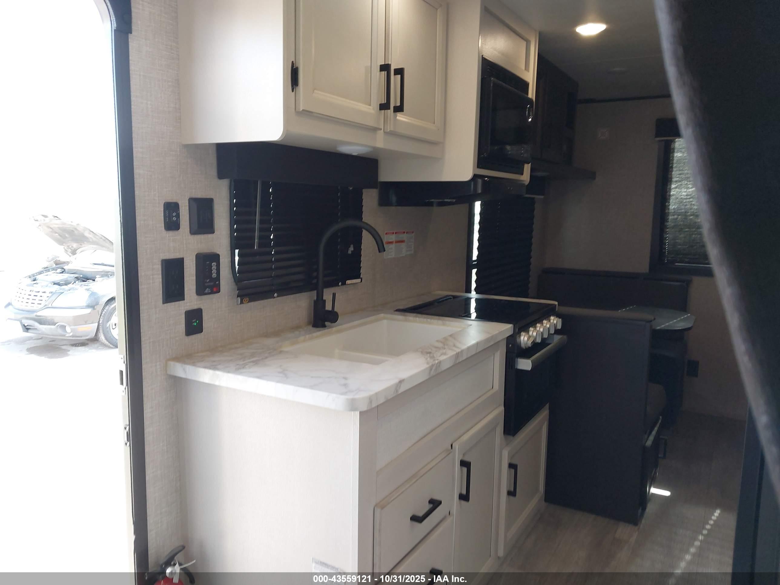 JAYCO JAY image 10