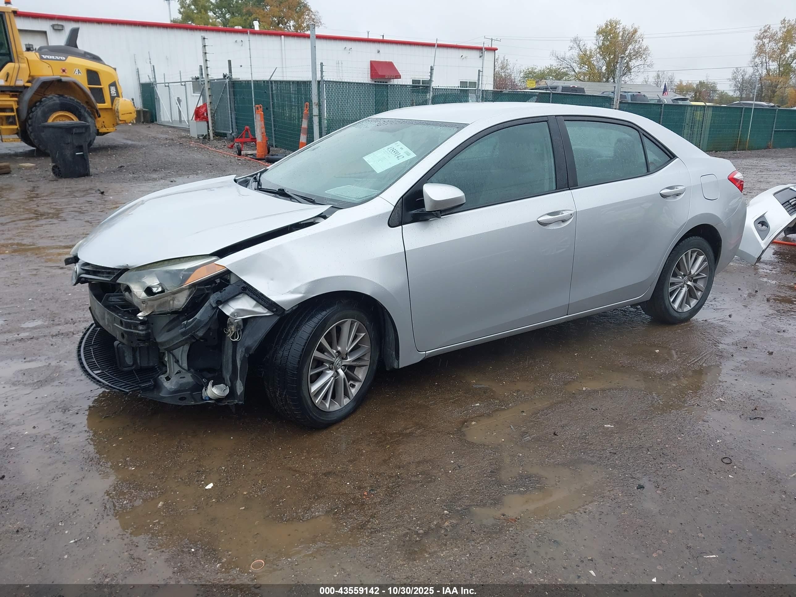 TOYOTA COROLLA image 2