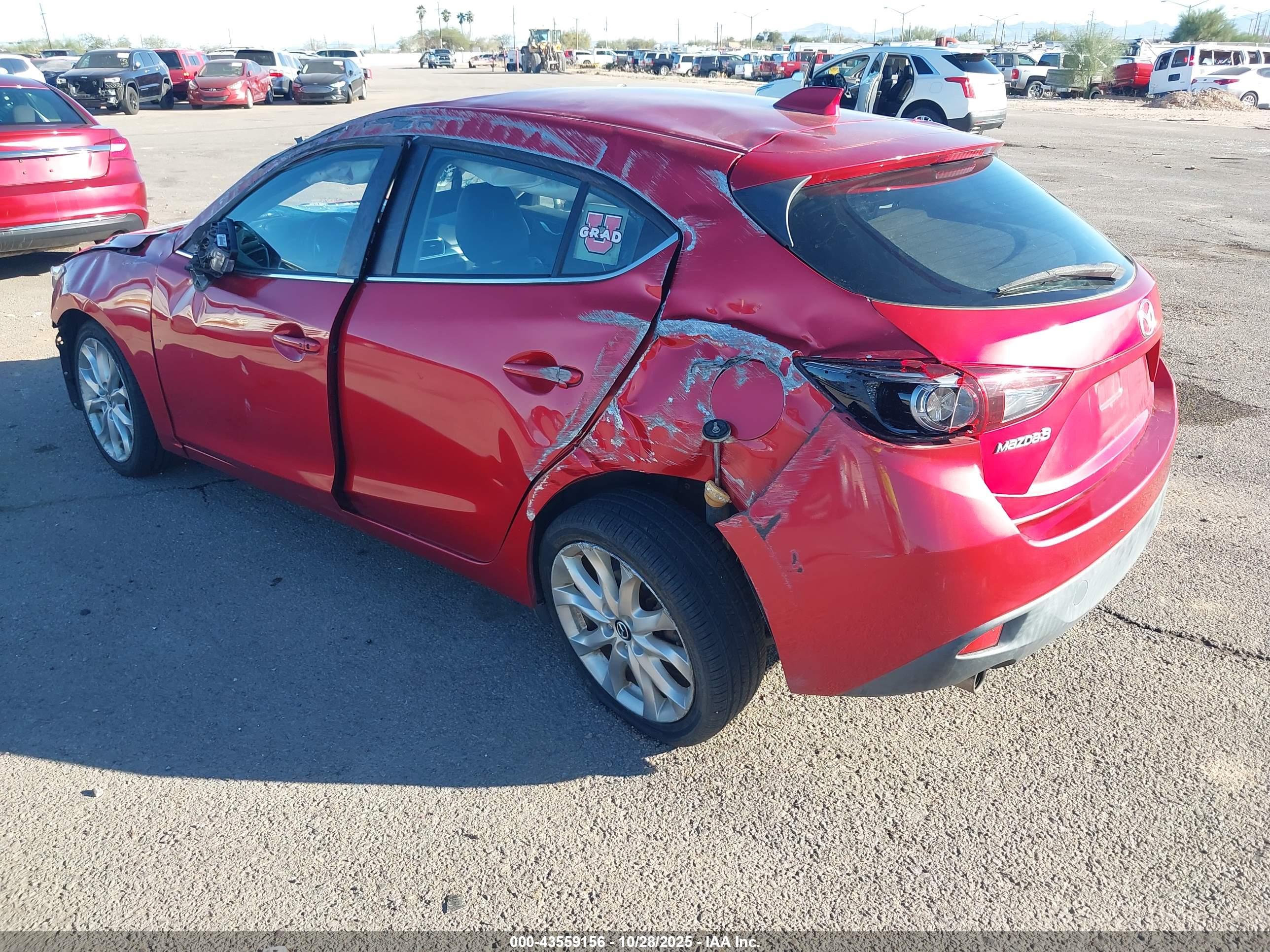 MAZDA MAZDA3 image 3