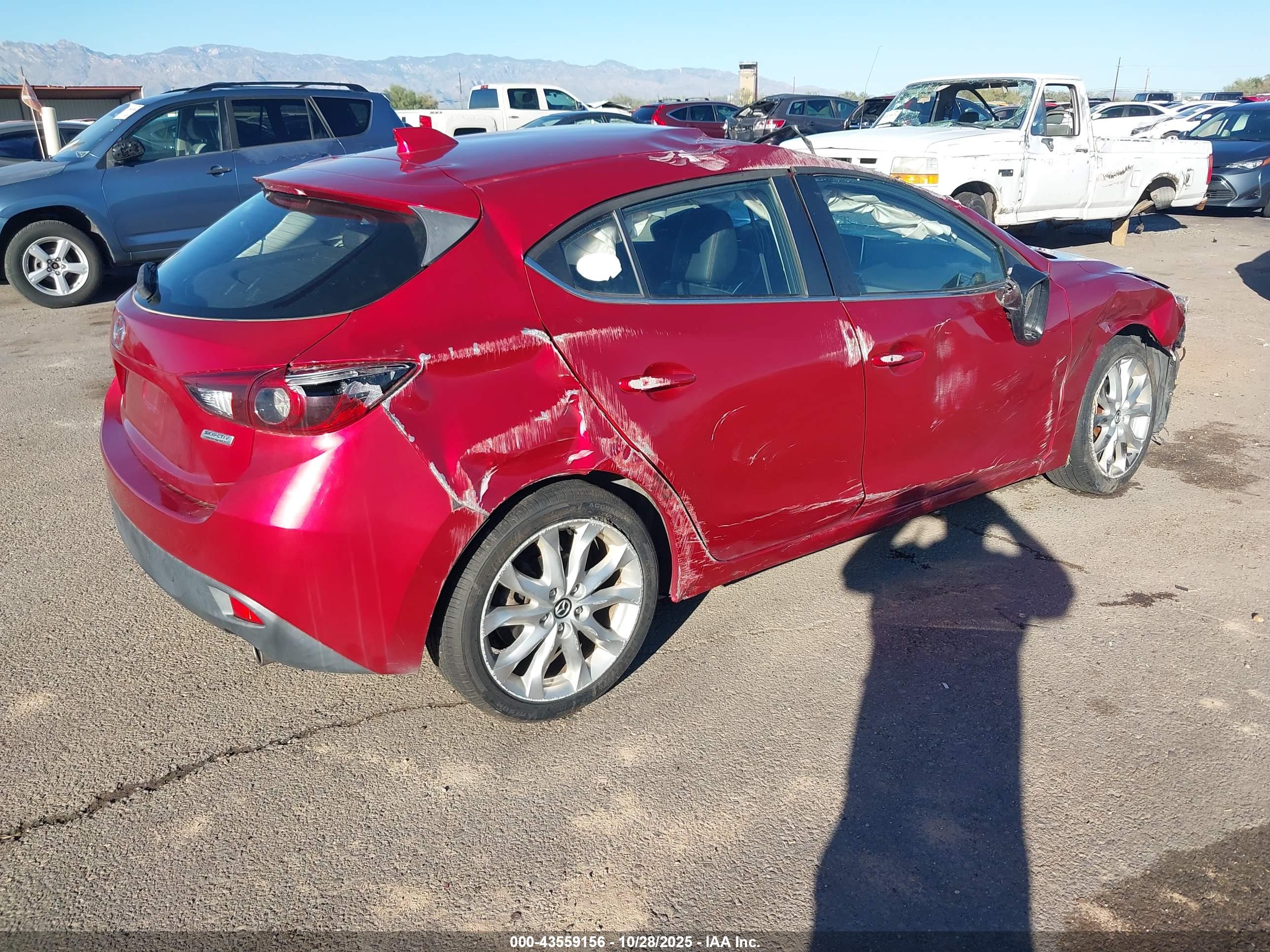 MAZDA MAZDA3 image 4