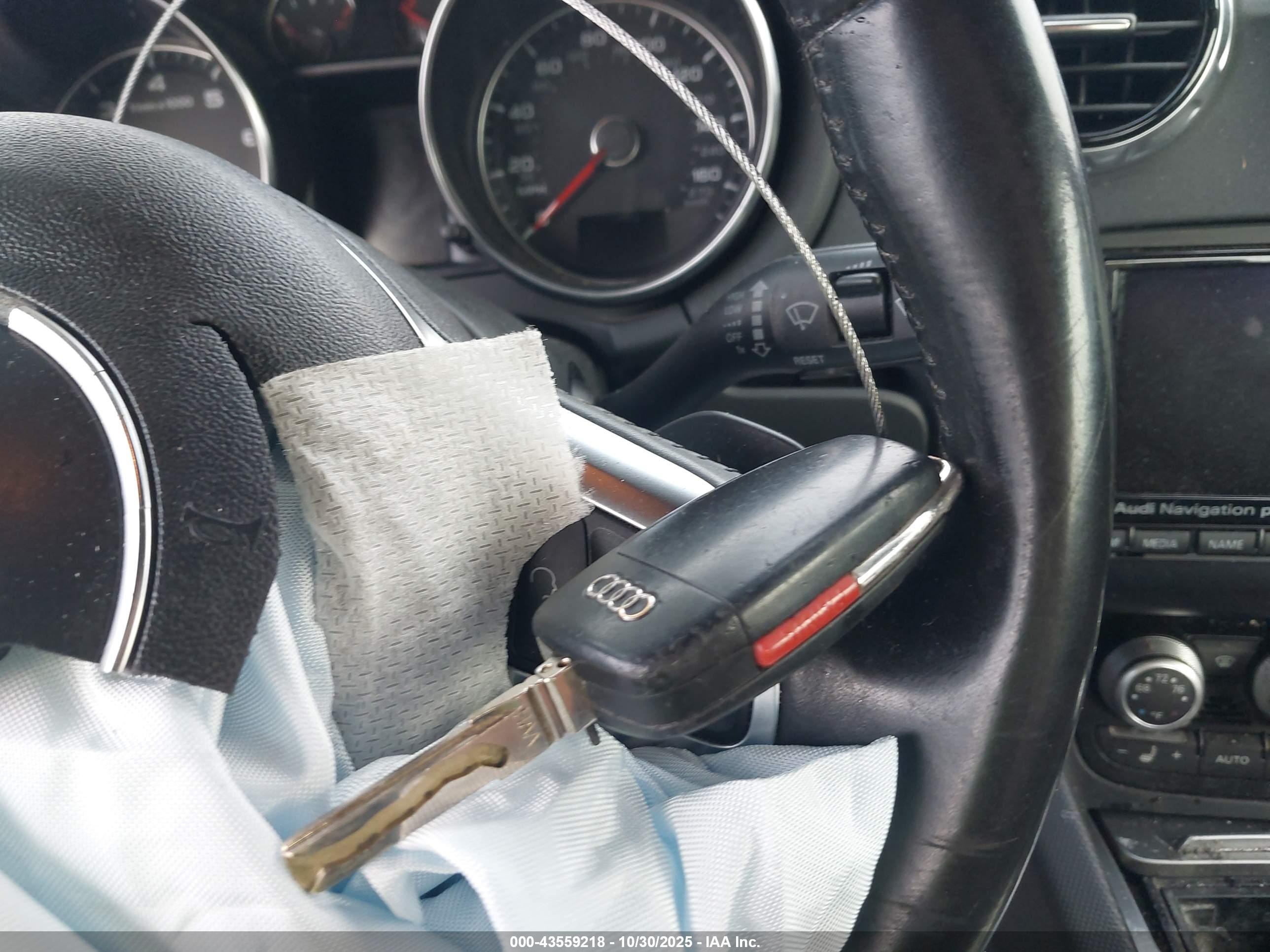 AUDI TT image 11