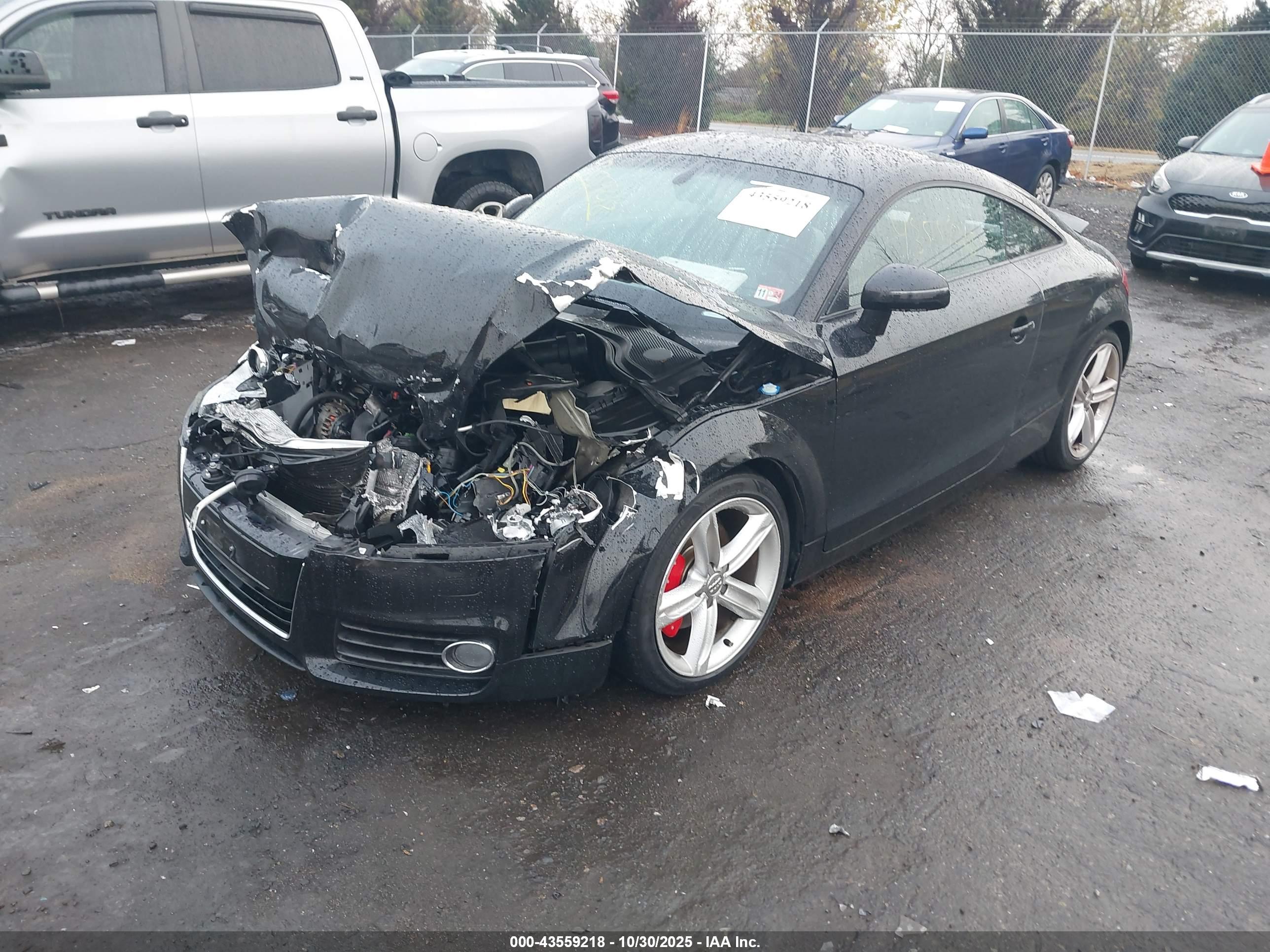 AUDI TT image 2