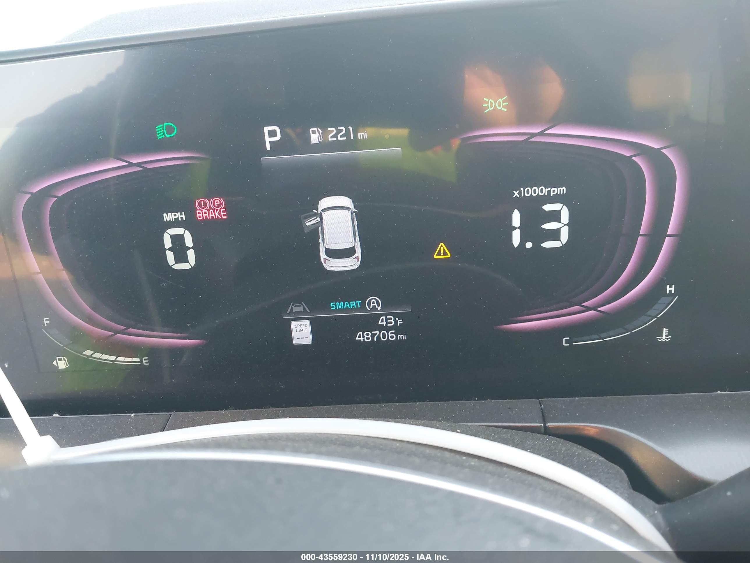 KIA TELLURIDE image 7