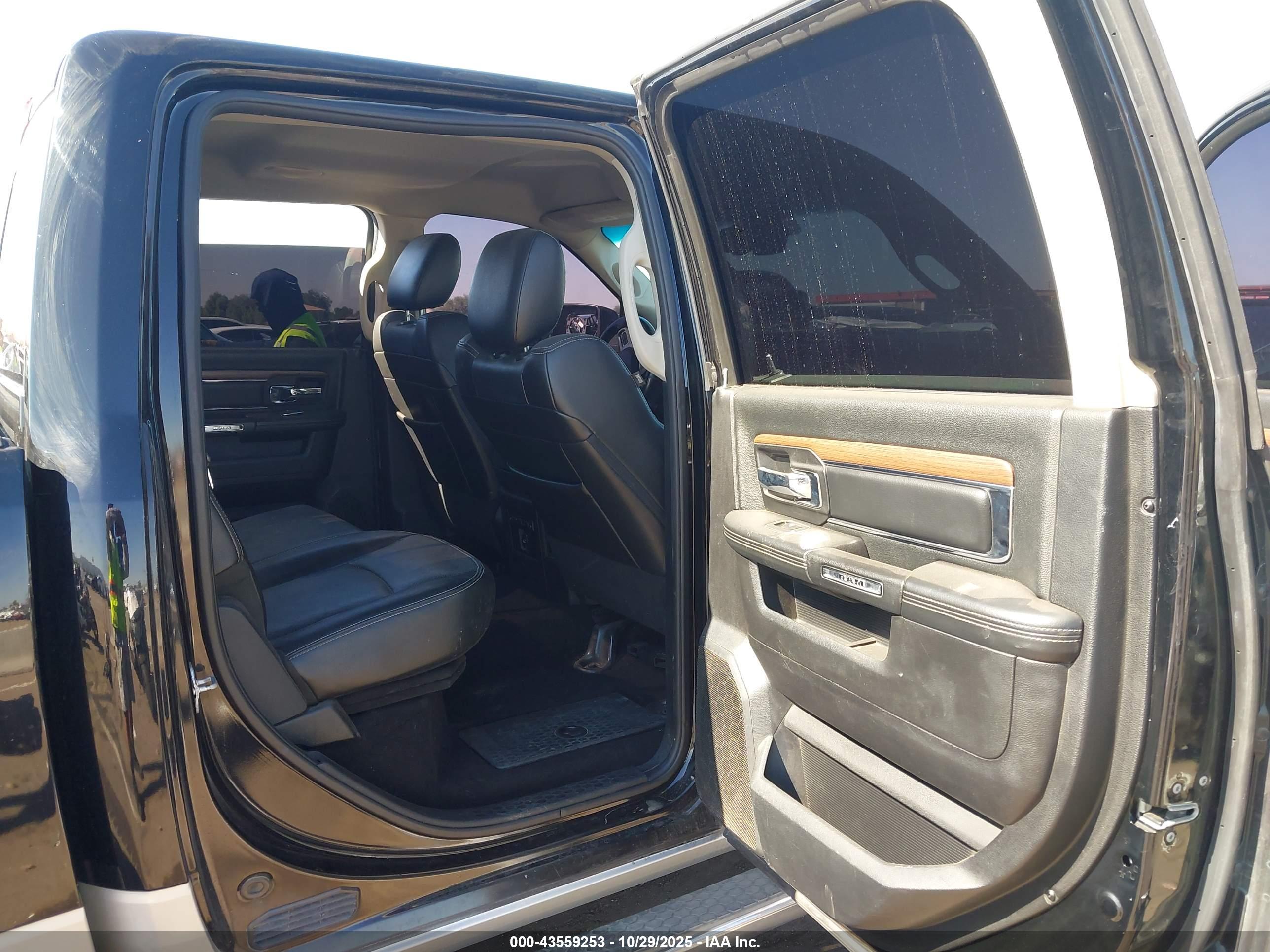 RAM 1500 image 8