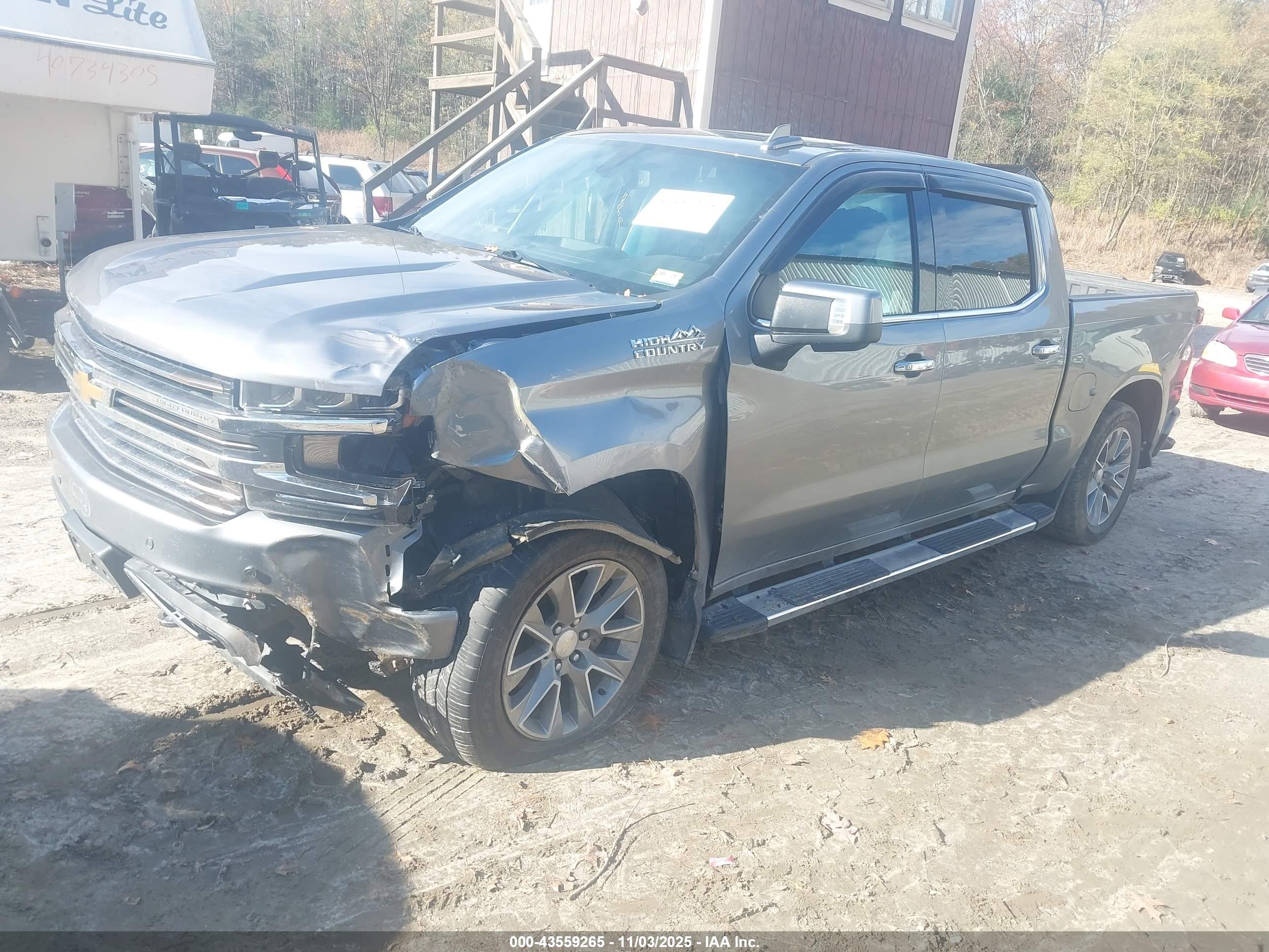CHEVROLET SILVERADO image 2