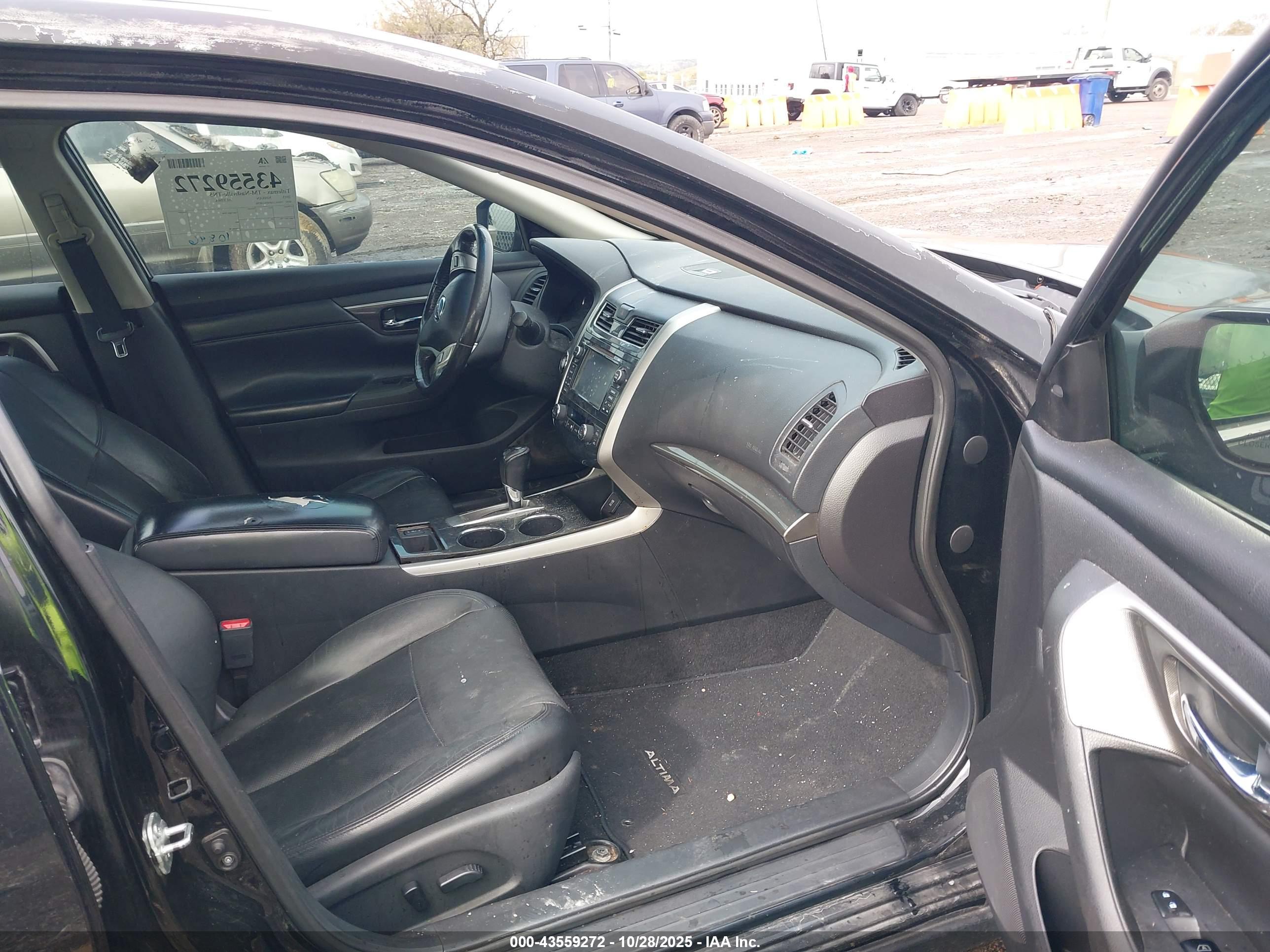 NISSAN ALTIMA image 5