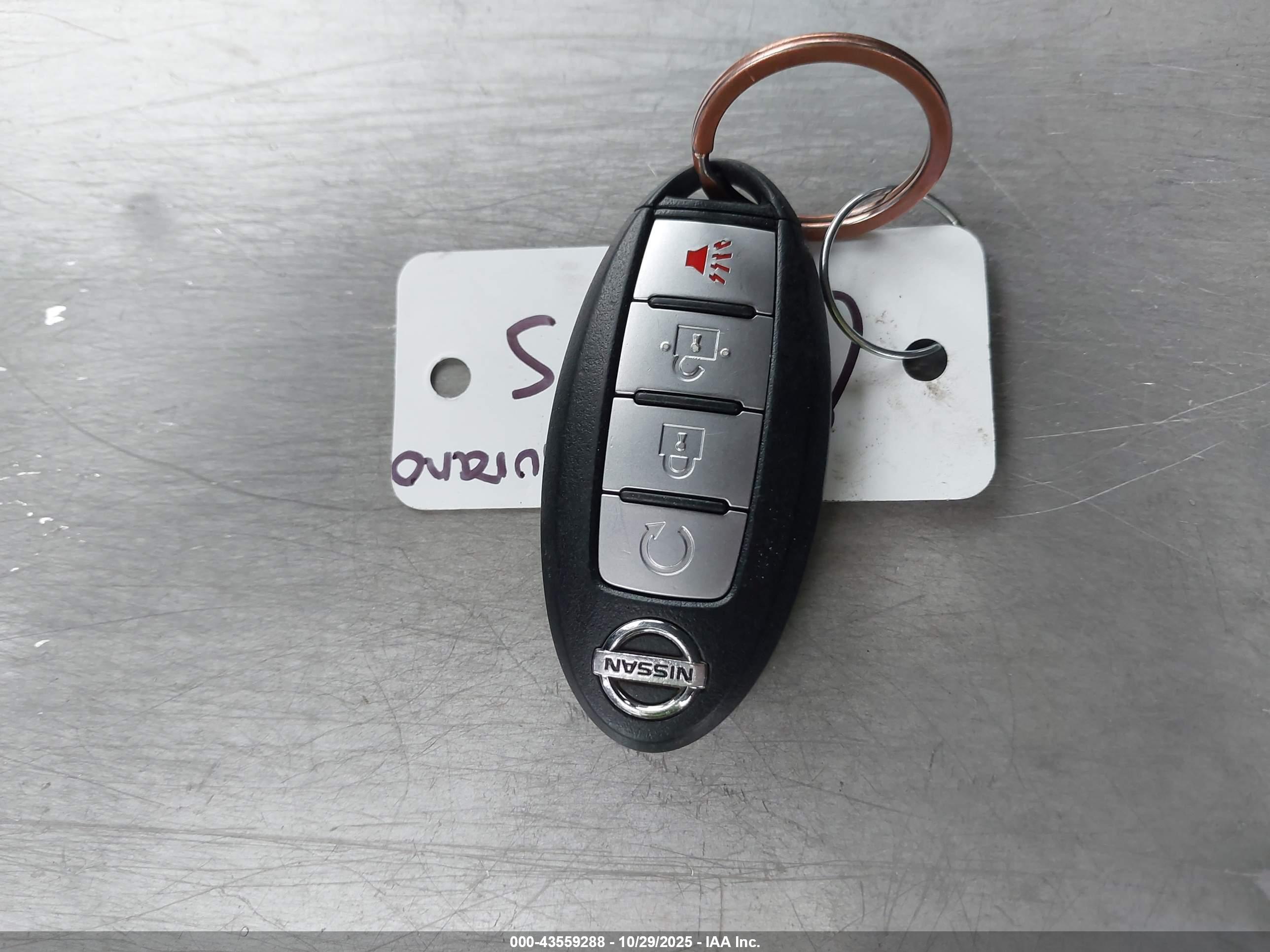 NISSAN MURANO image 11