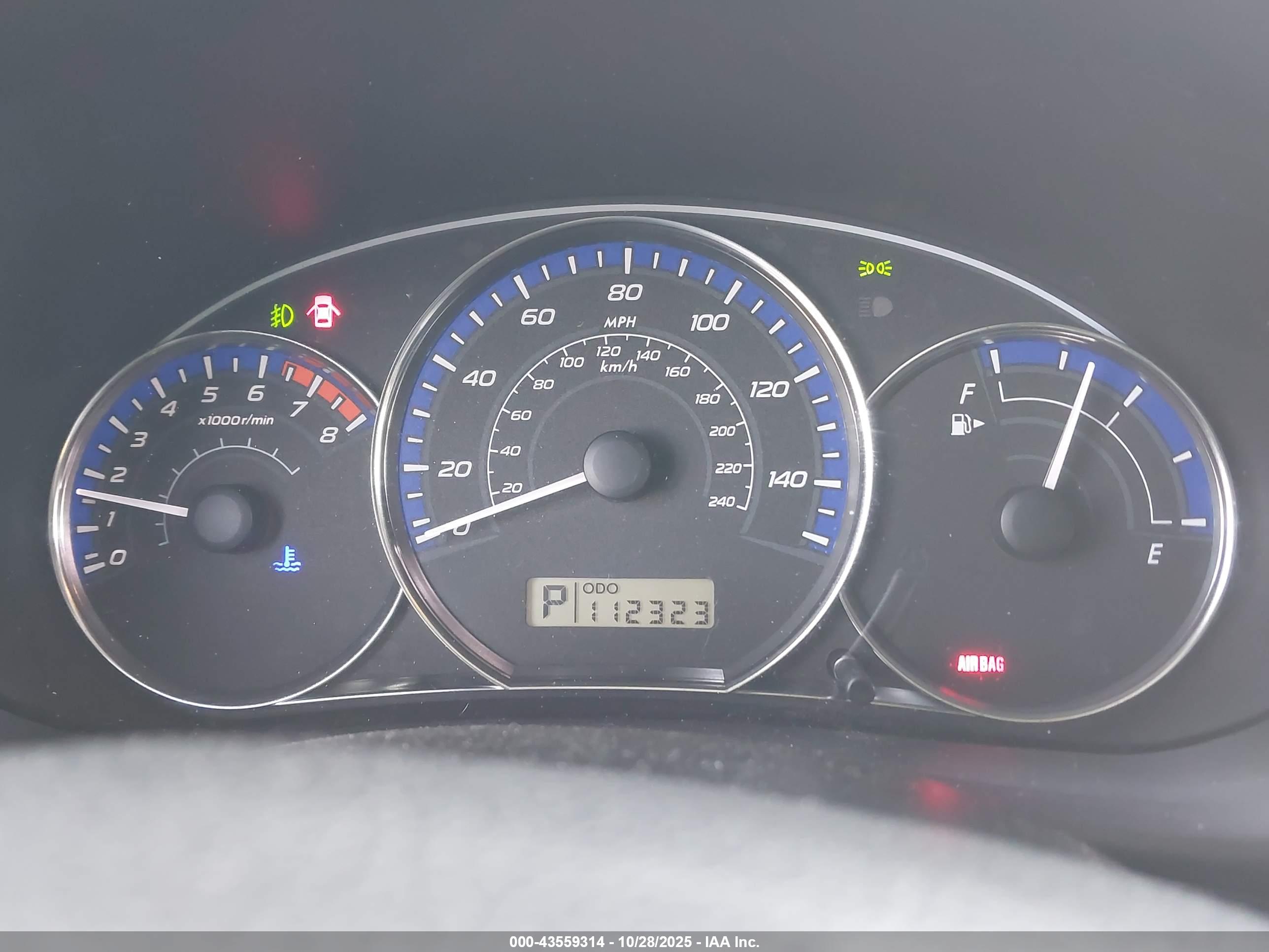 SUBARU FORESTER image 7
