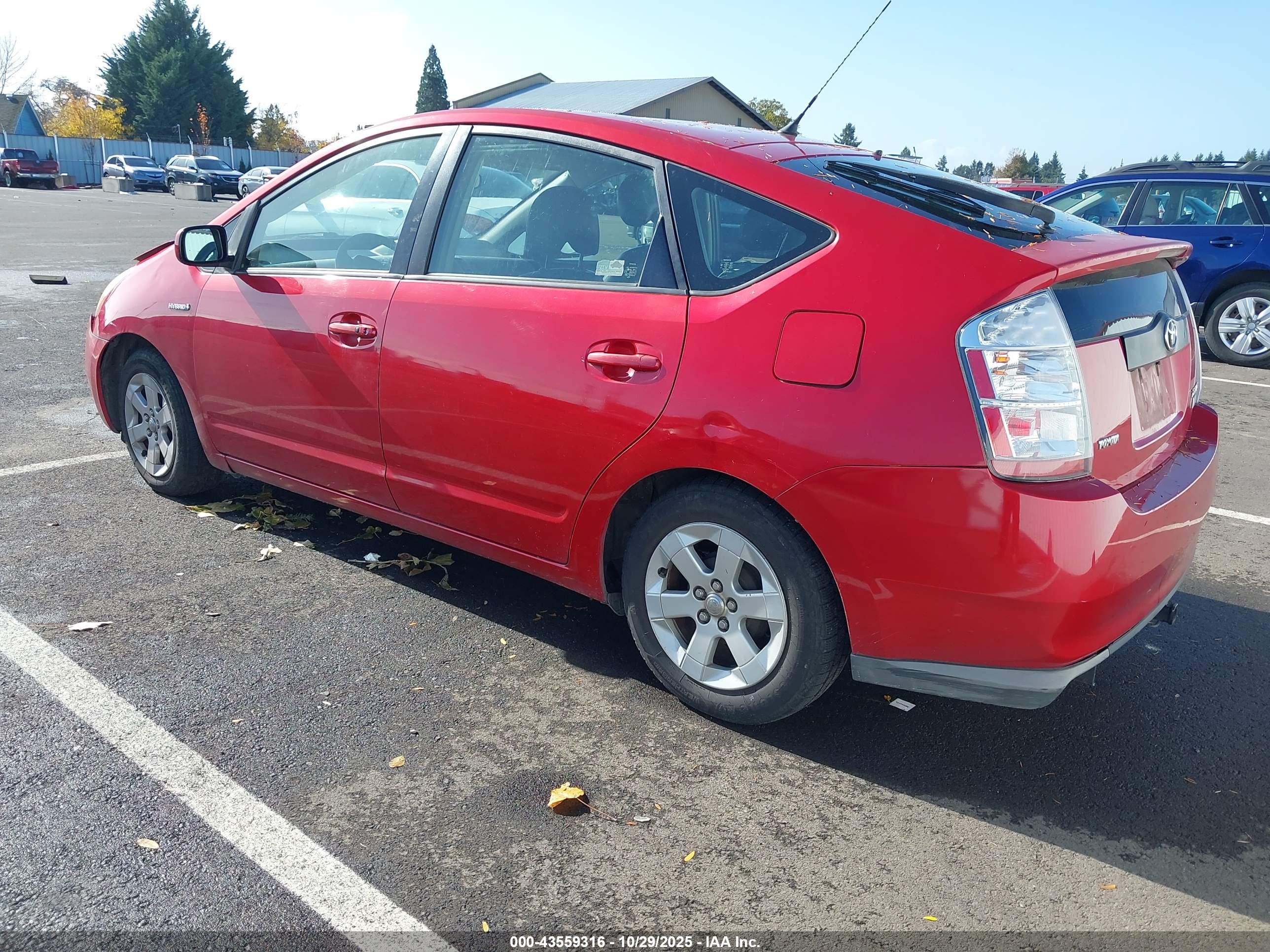 TOYOTA PRIUS image 3