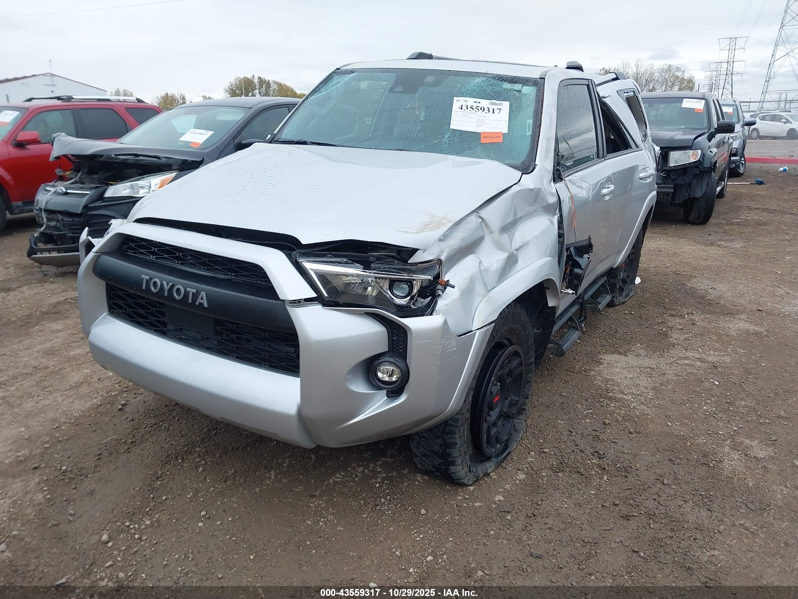 TOYOTA 4RUNNER image 2