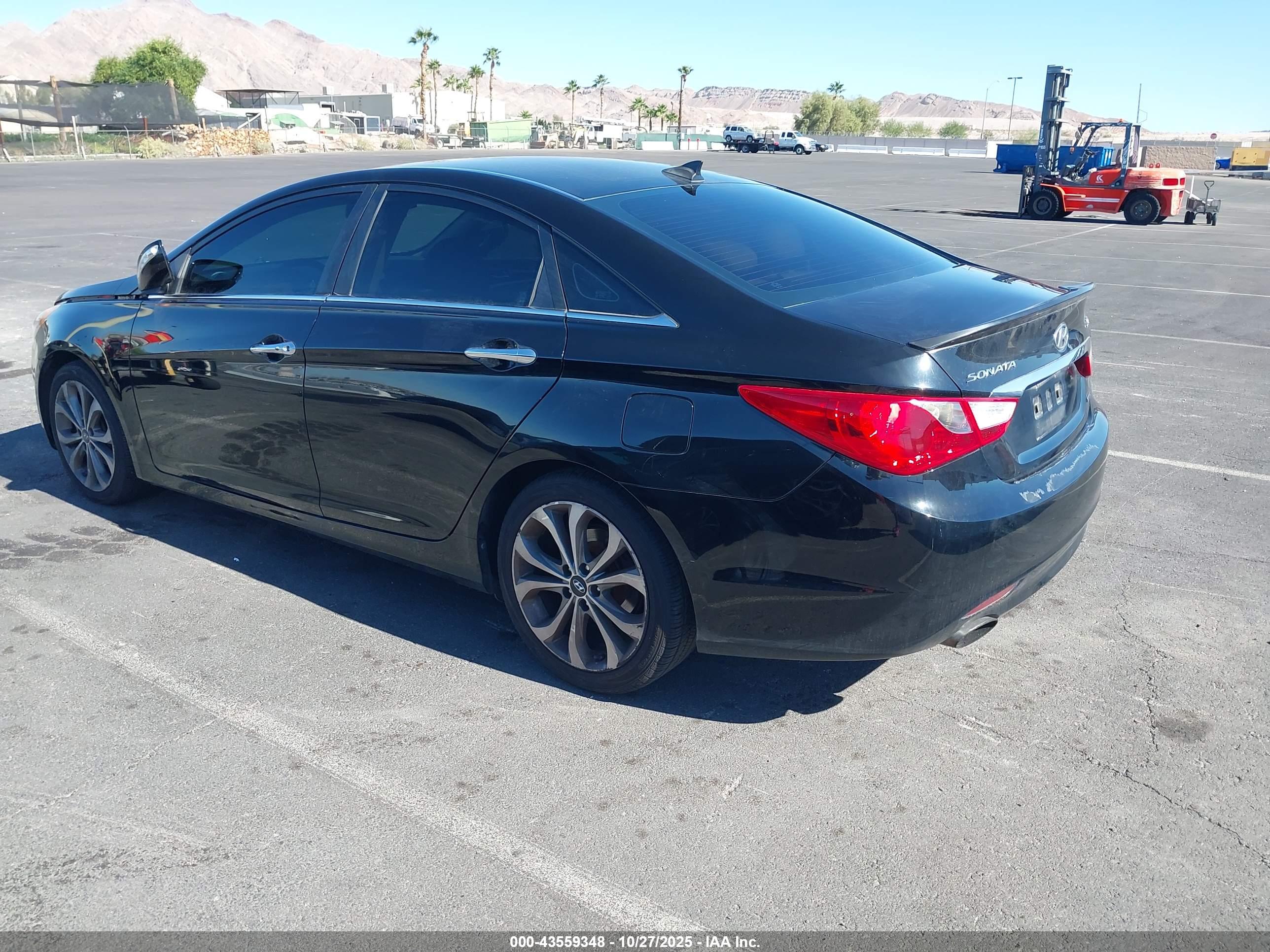 HYUNDAI SONATA image 3