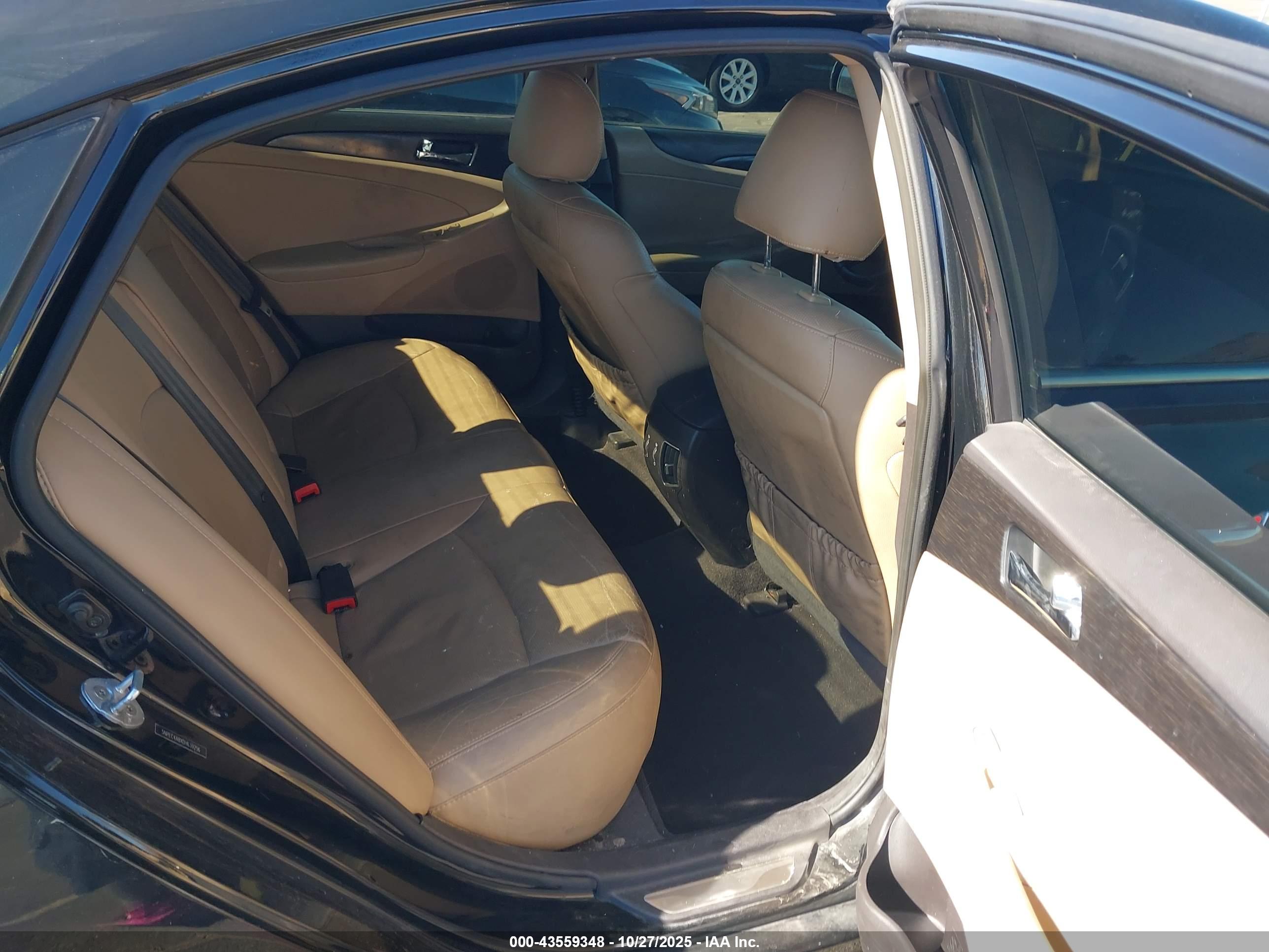 HYUNDAI SONATA image 8