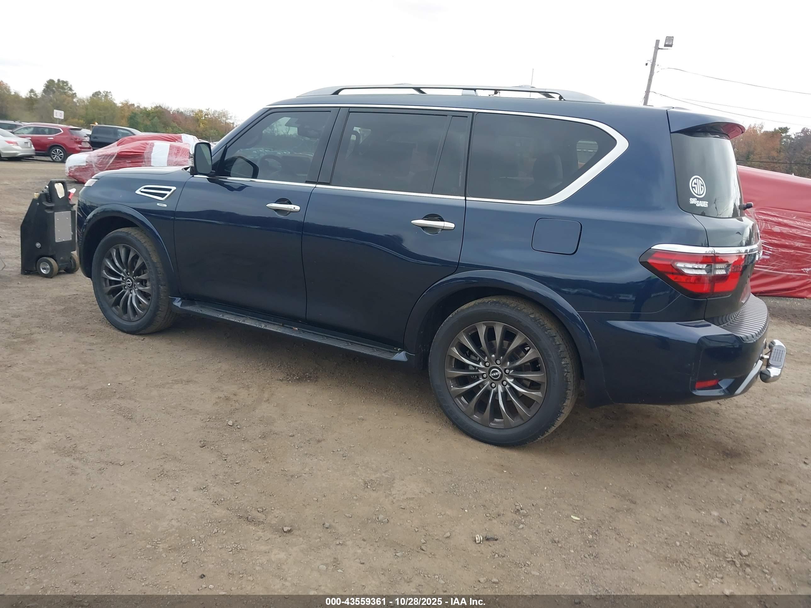 NISSAN ARMADA image 3