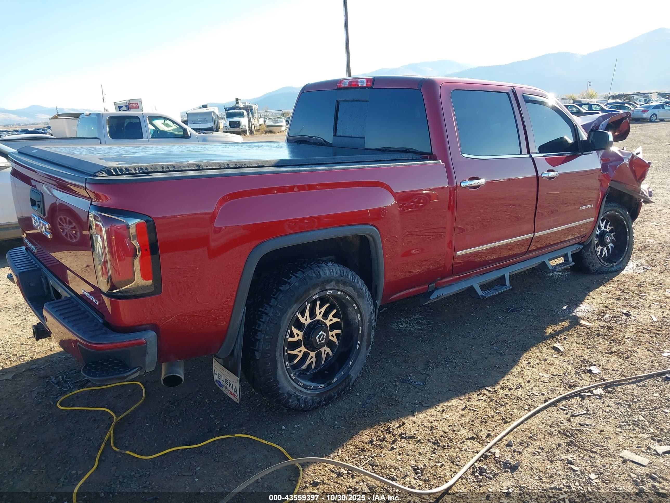 GMC SIERRA image 4