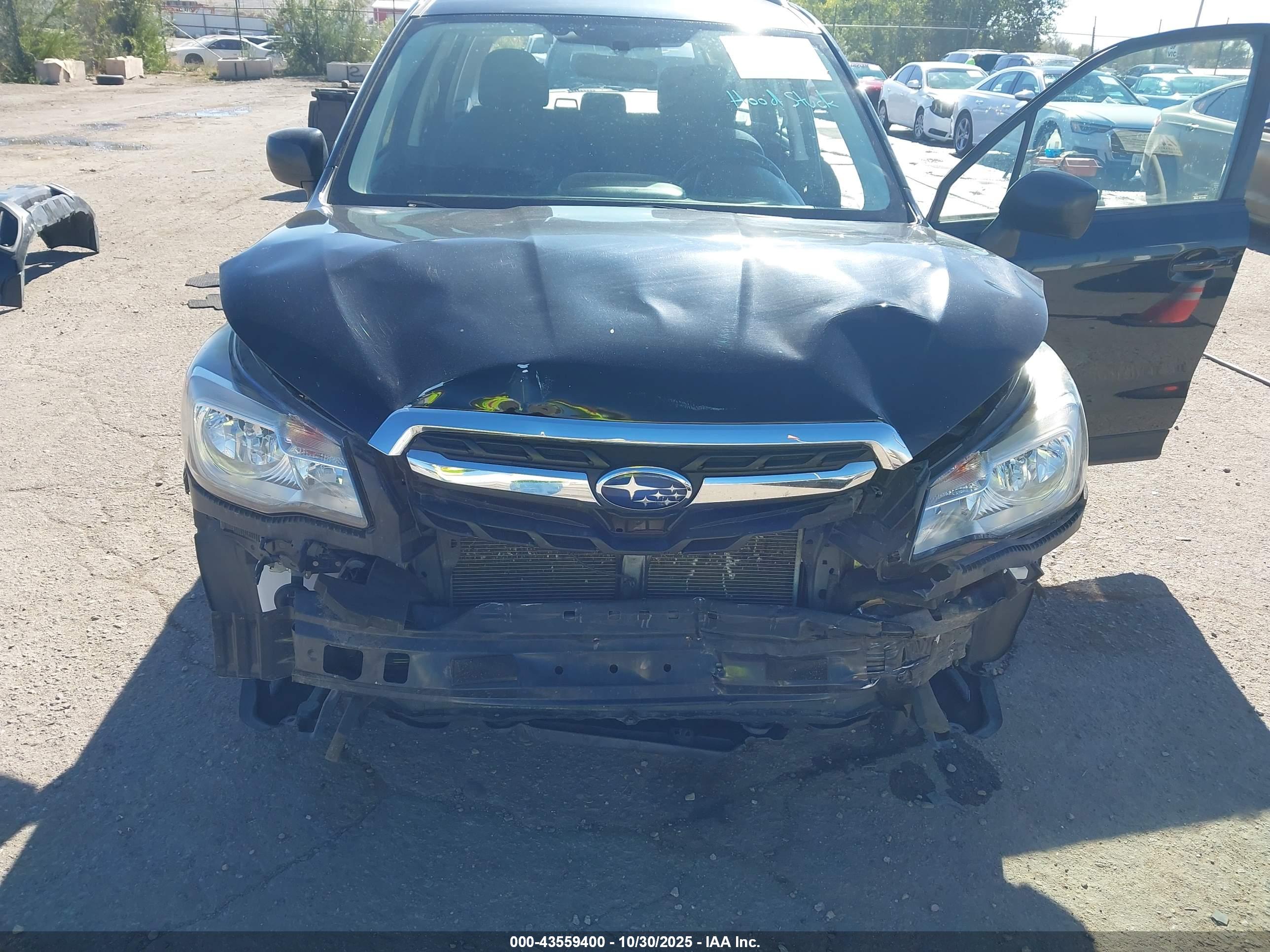 SUBARU FORESTER image 6
