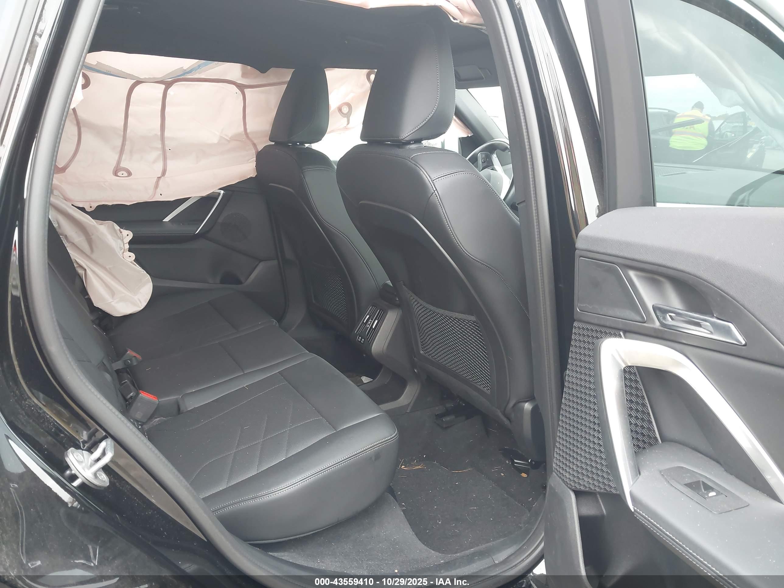BMW X1 image 8