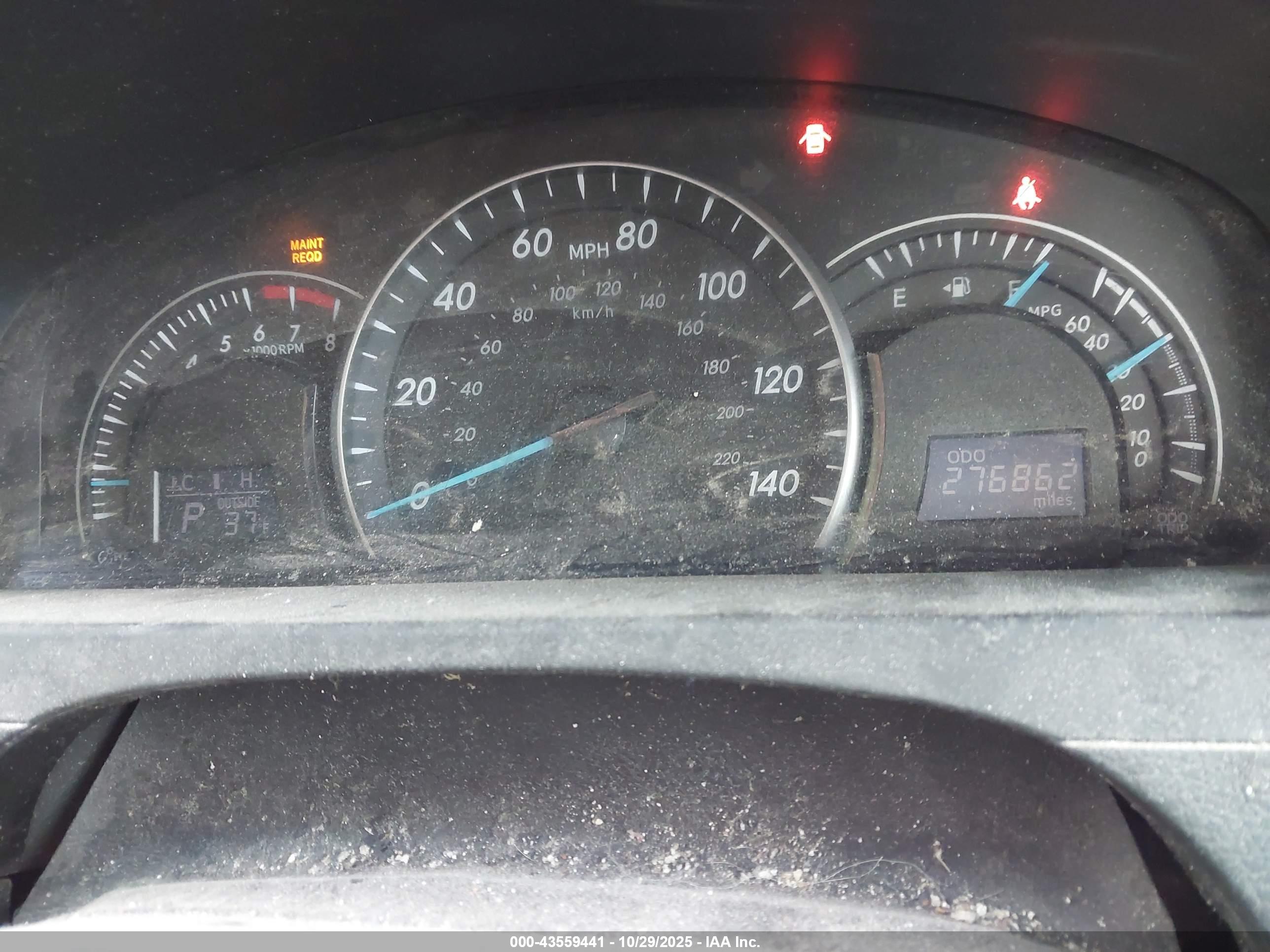 TOYOTA CAMRY image 7