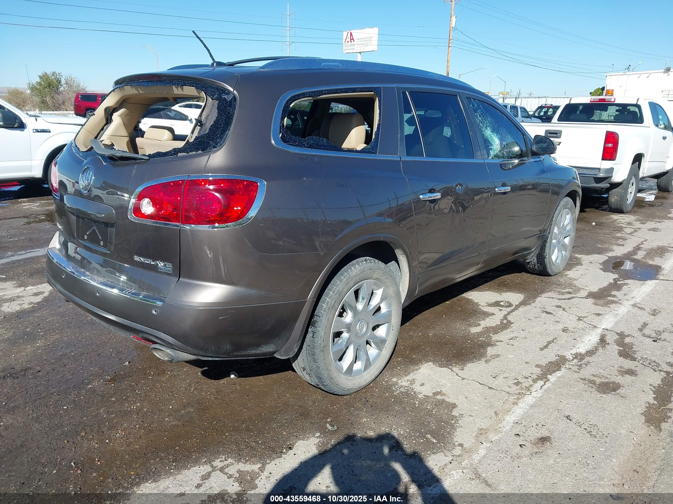BUICK ENCLAVE image 4