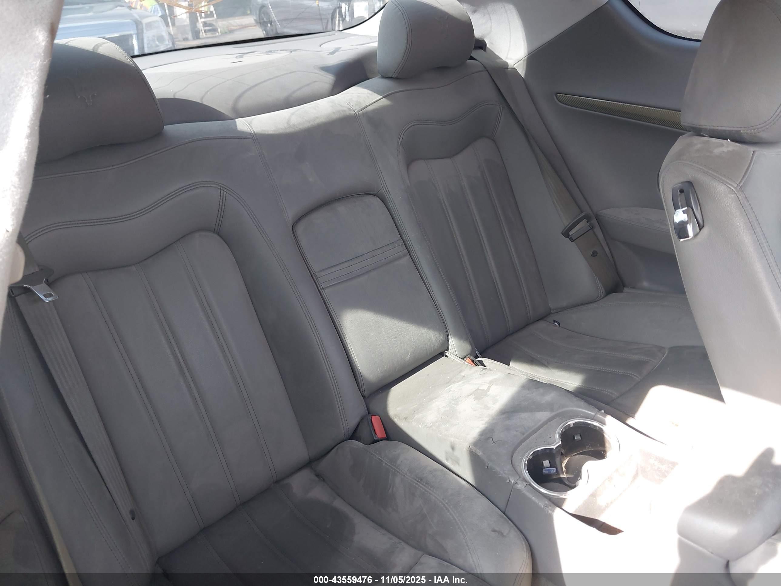 MASERATI GRANTURISMO image 8