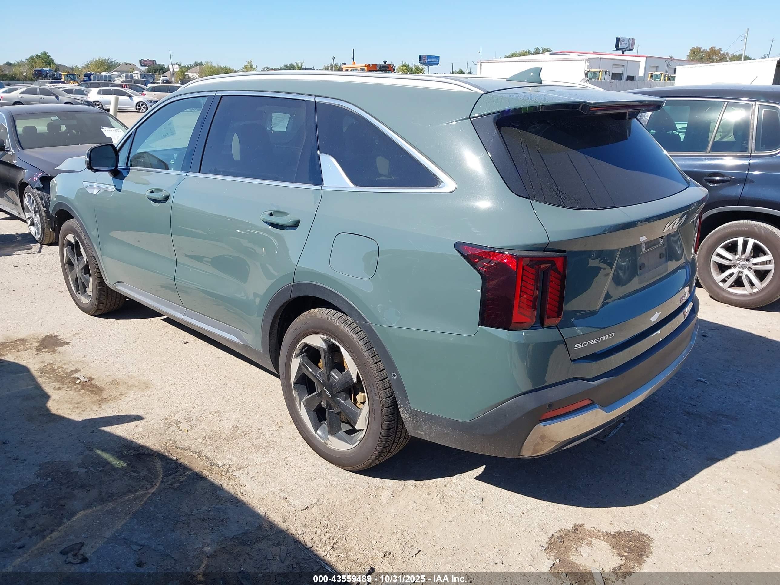 KIA SORENTO image 3